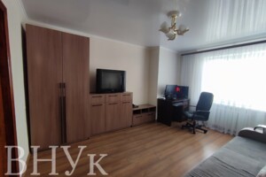 Продажа квартиры, Луцк, р‑н. Центр, 8 марта улица