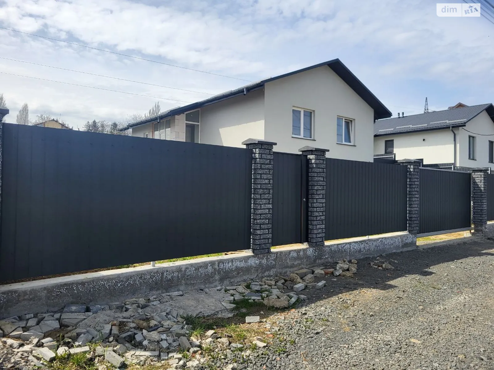 Продается одноэтажный дом 102 кв. м с баней/сауной, цена: 85000 $ - фото 1