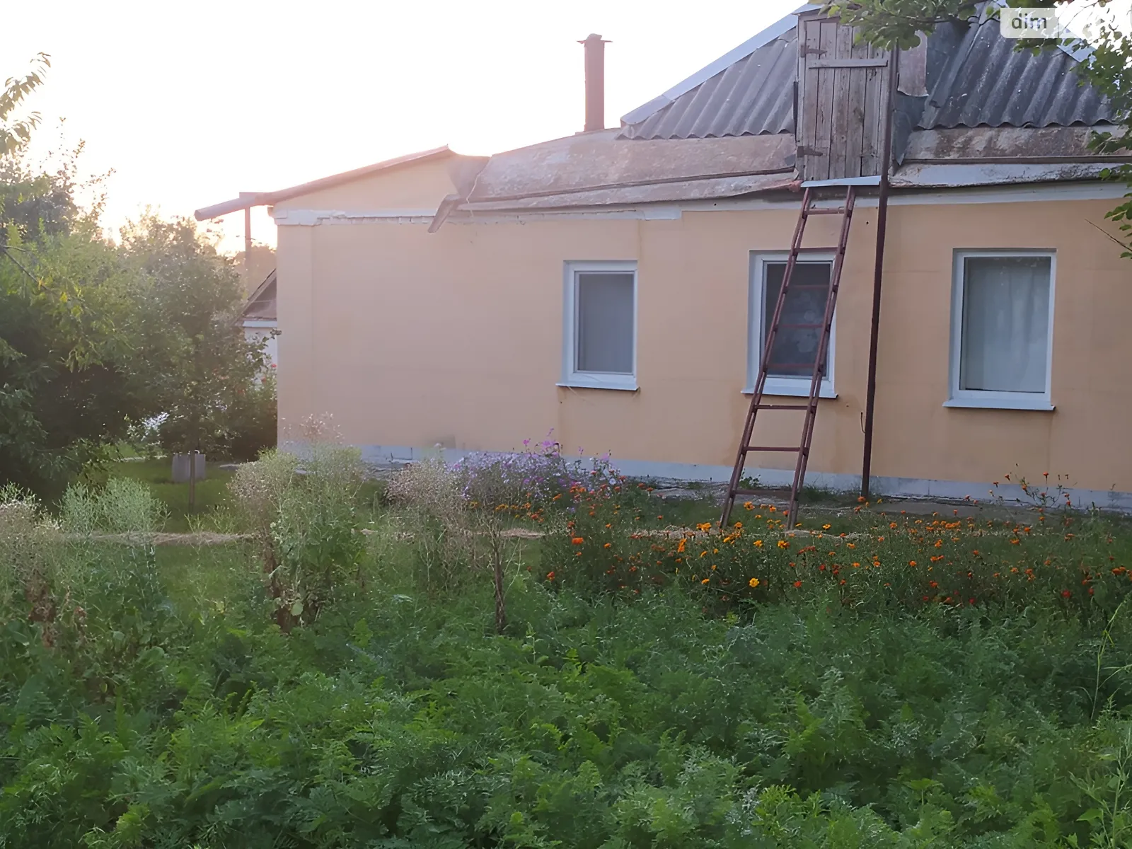 Продается одноэтажный дом 70.2 кв. м с мансардой, цена: 70000 $ - фото 1