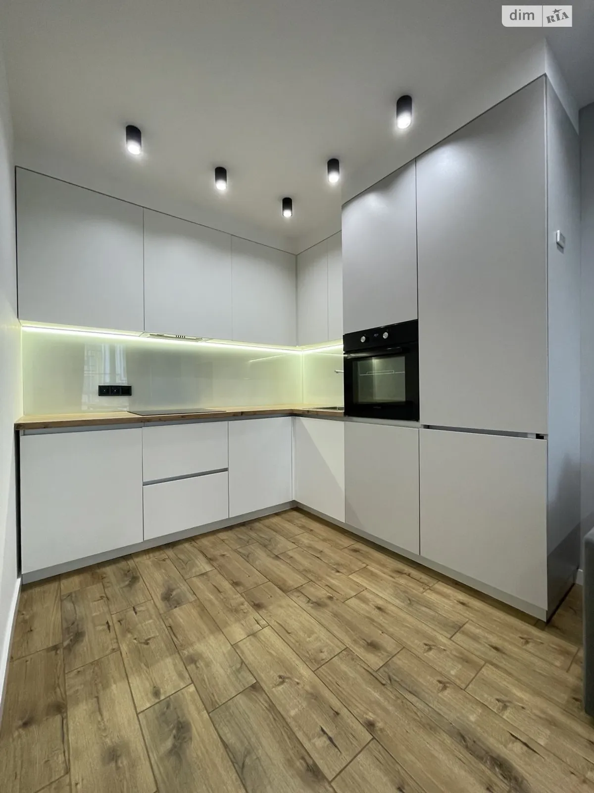 Продается 1-комнатная квартира 44.9 кв. м в Ровно, цена: 69000 $ - фото 1