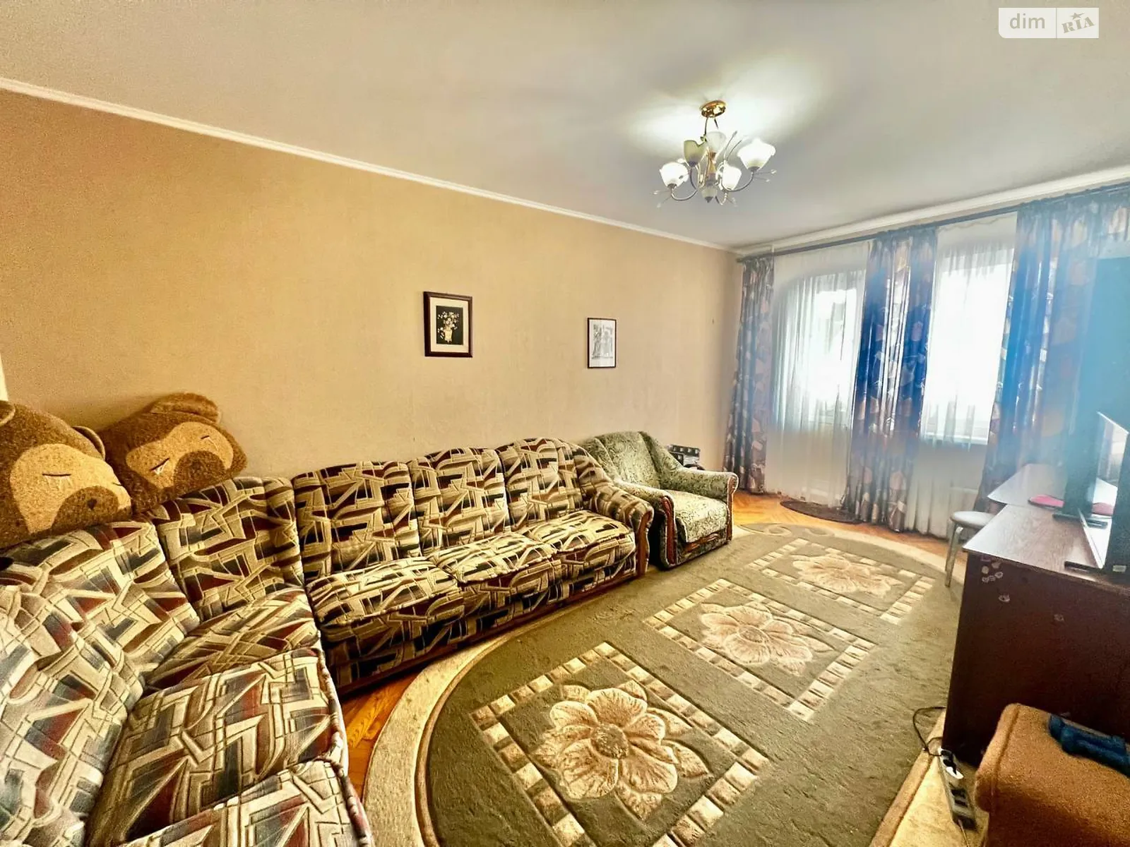 Продается 3-комнатная квартира 69 кв. м в Ирпене, ул. Михаила Стельмаха, 3А - фото 1