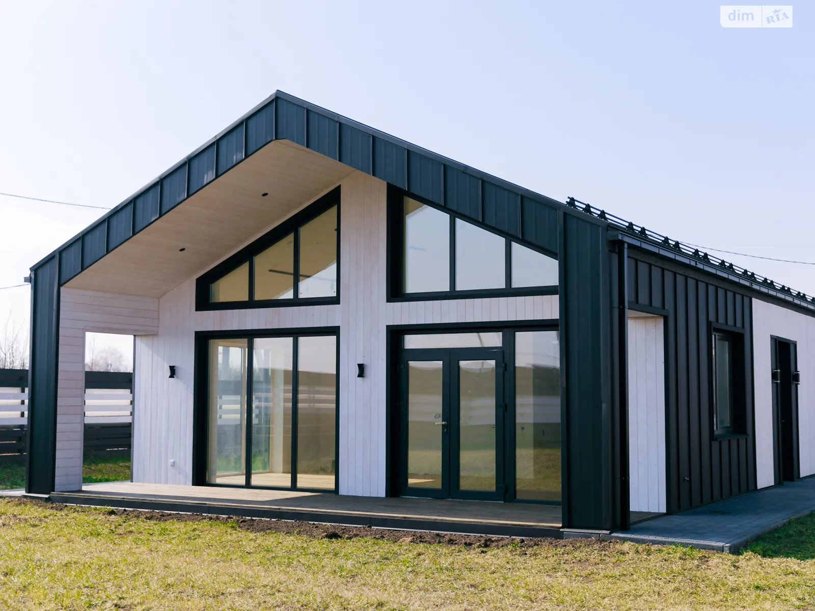Продається одноповерховий будинок 124 кв. м з верандою, цена: 185000 $ - фото 1