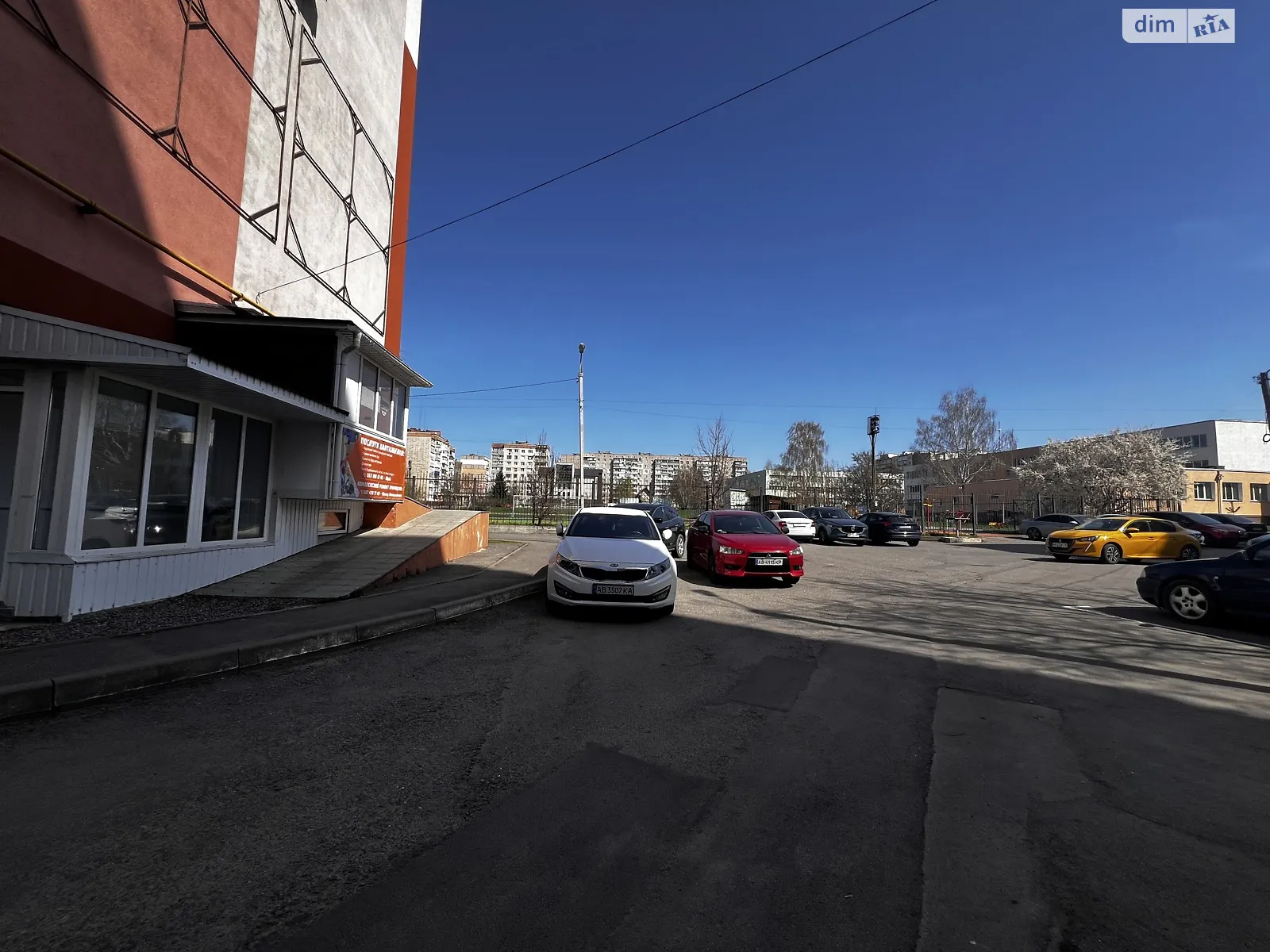 Здається в оренду об'єкт сфери послуг 75 кв. м в 10-поверховій будівлі, цена: 28000 грн - фото 1