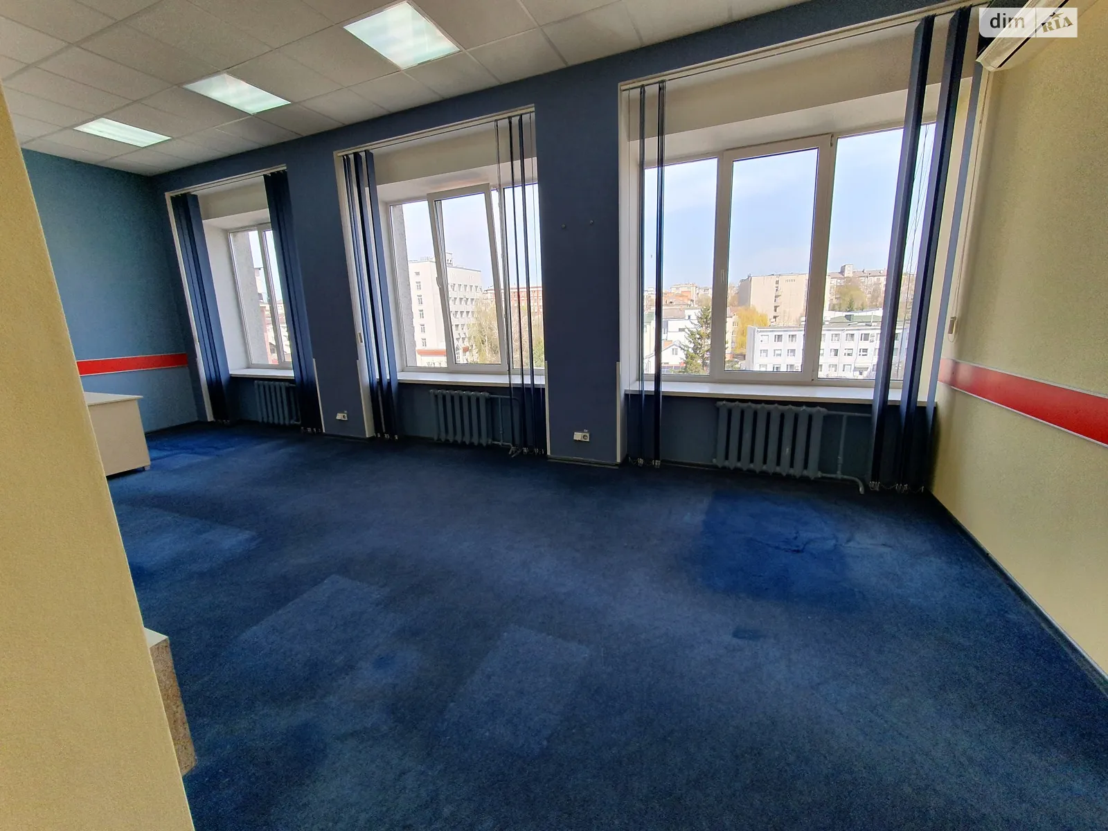 Здається в оренду офіс 31 кв. м в бізнес-центрі, цена: 3700 грн - фото 1