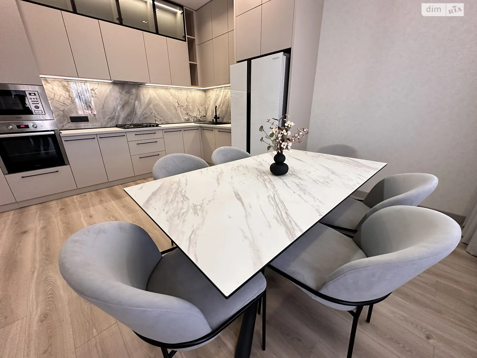 Продається будинок 2 поверховий 260 кв. м з балконом, цена: 440000 $ - фото 1