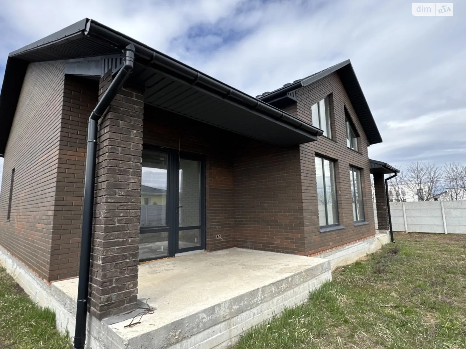 Продается одноэтажный дом 116 кв. м с террасой, цена: 150000 $ - фото 1