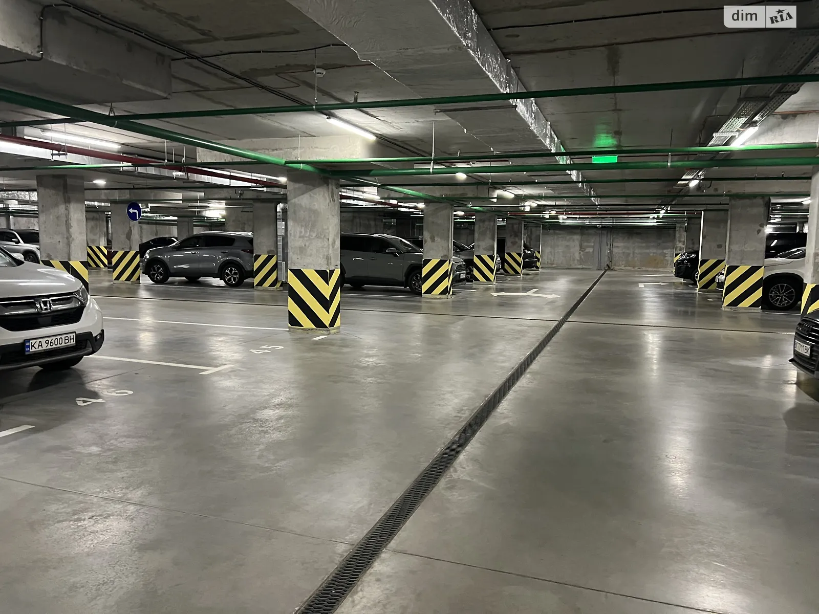 Продается подземный паркинг под легковое авто на 14.8 кв. м, цена: 33500 $ - фото 1