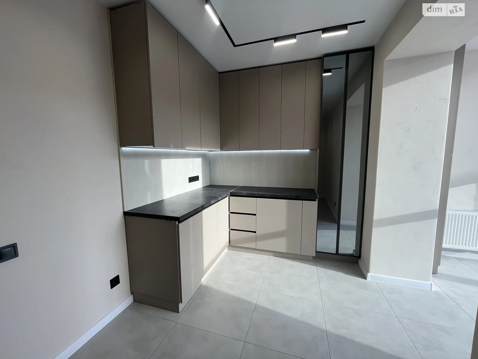Продается 2-комнатная квартира 53 кв. м в, цена: 79000 $ - фото 1
