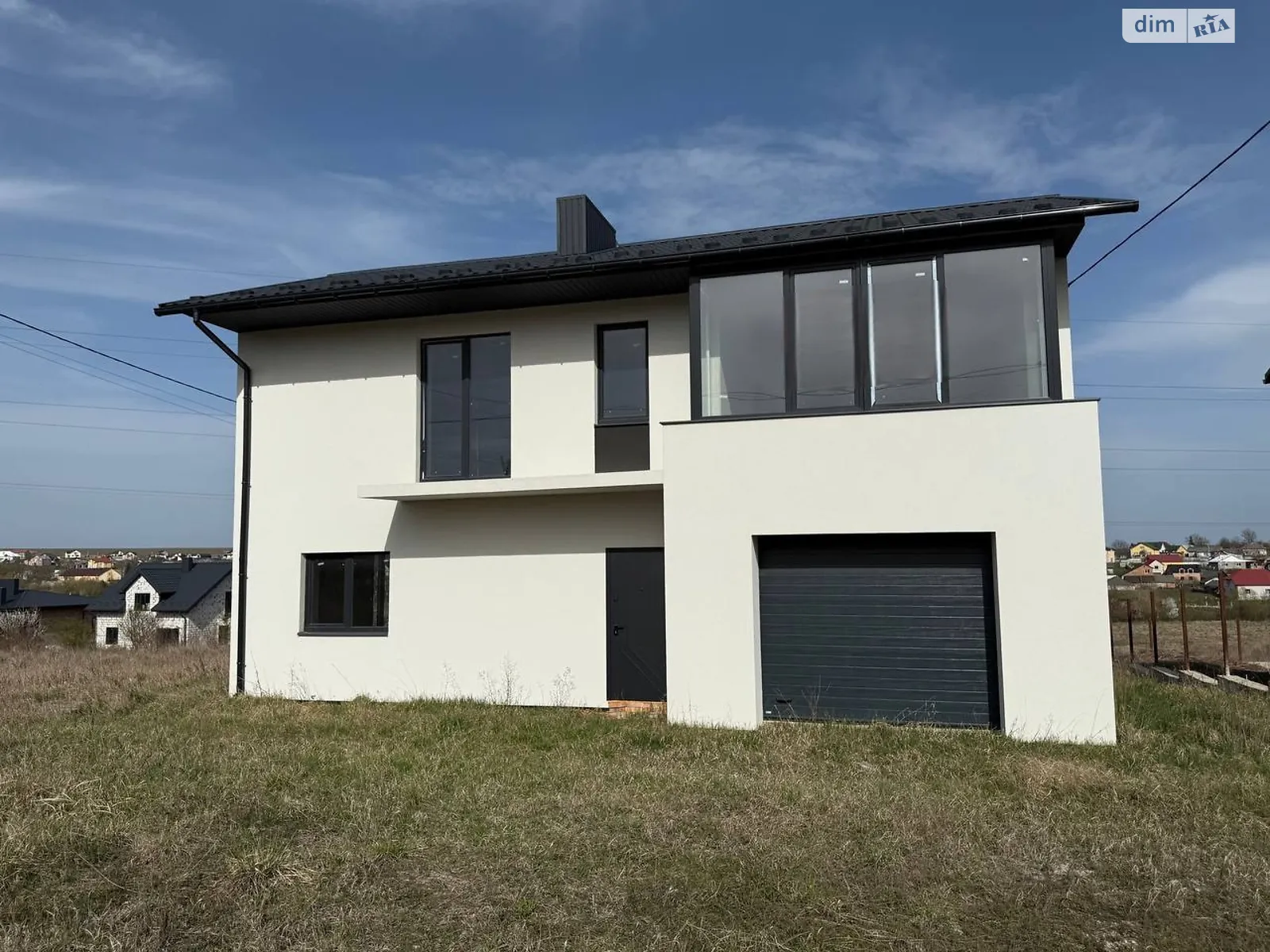 Продается дом на 2 этажа 172 кв. м с балконом, цена: 89500 $ - фото 1