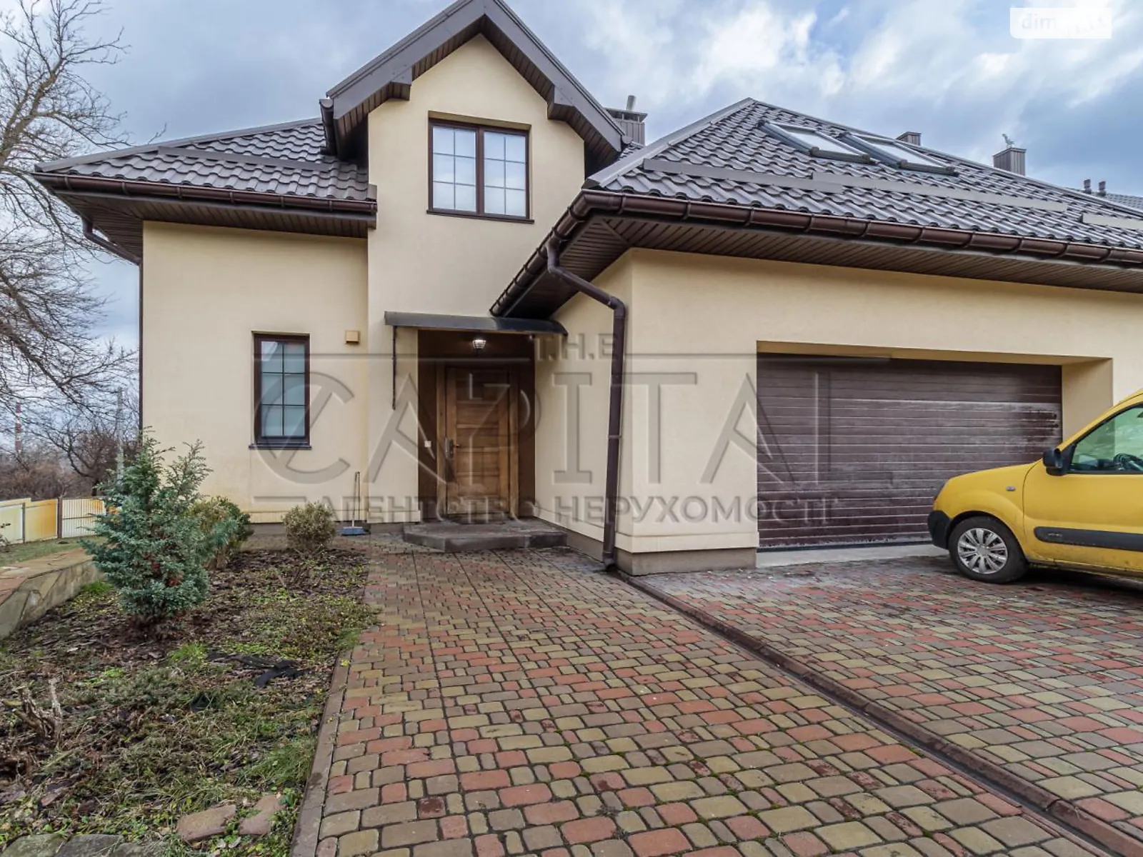 Сдается в аренду дом на 2 этажа 300 кв. м с бассейном, цена: 2500 $ - фото 1
