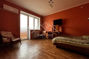 Продаж квартири, Дніпропетровська, Кривий Ріг, р‑н. Довгинцівський, Вячеслава Чорновола (Гутовського) вулиця, буд. 15