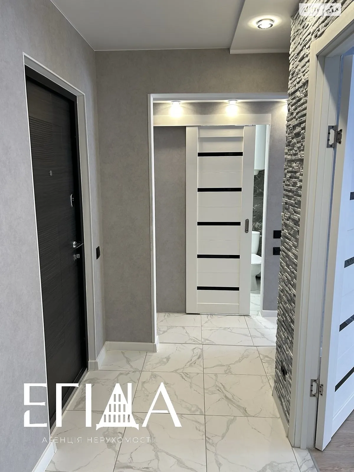 Продается 2-комнатная квартира 48 кв. м в Кропивницком - фото 1