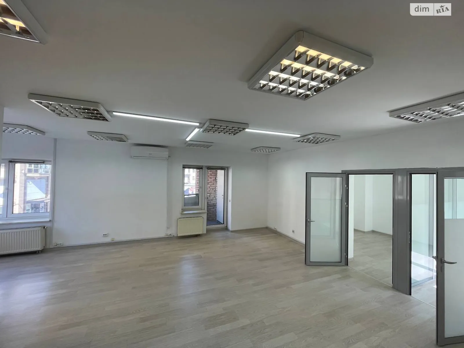 ул. Большая Васильковская, 9/2 Печерский Киев Дворец спорта, цена: 1425 $ - фото 1