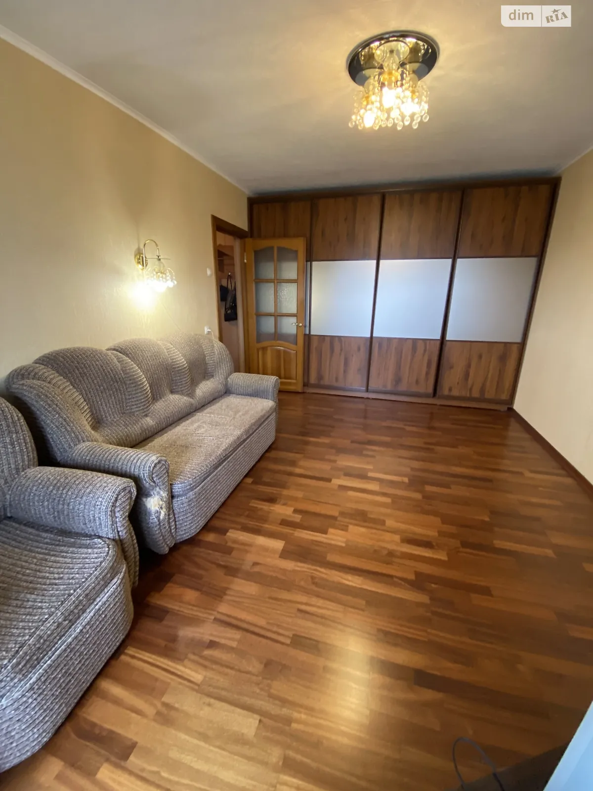 Продается 1-комнатная квартира 36.5 кв. м в Киеве, ул. Лариси Руденко, 5 - фото 1