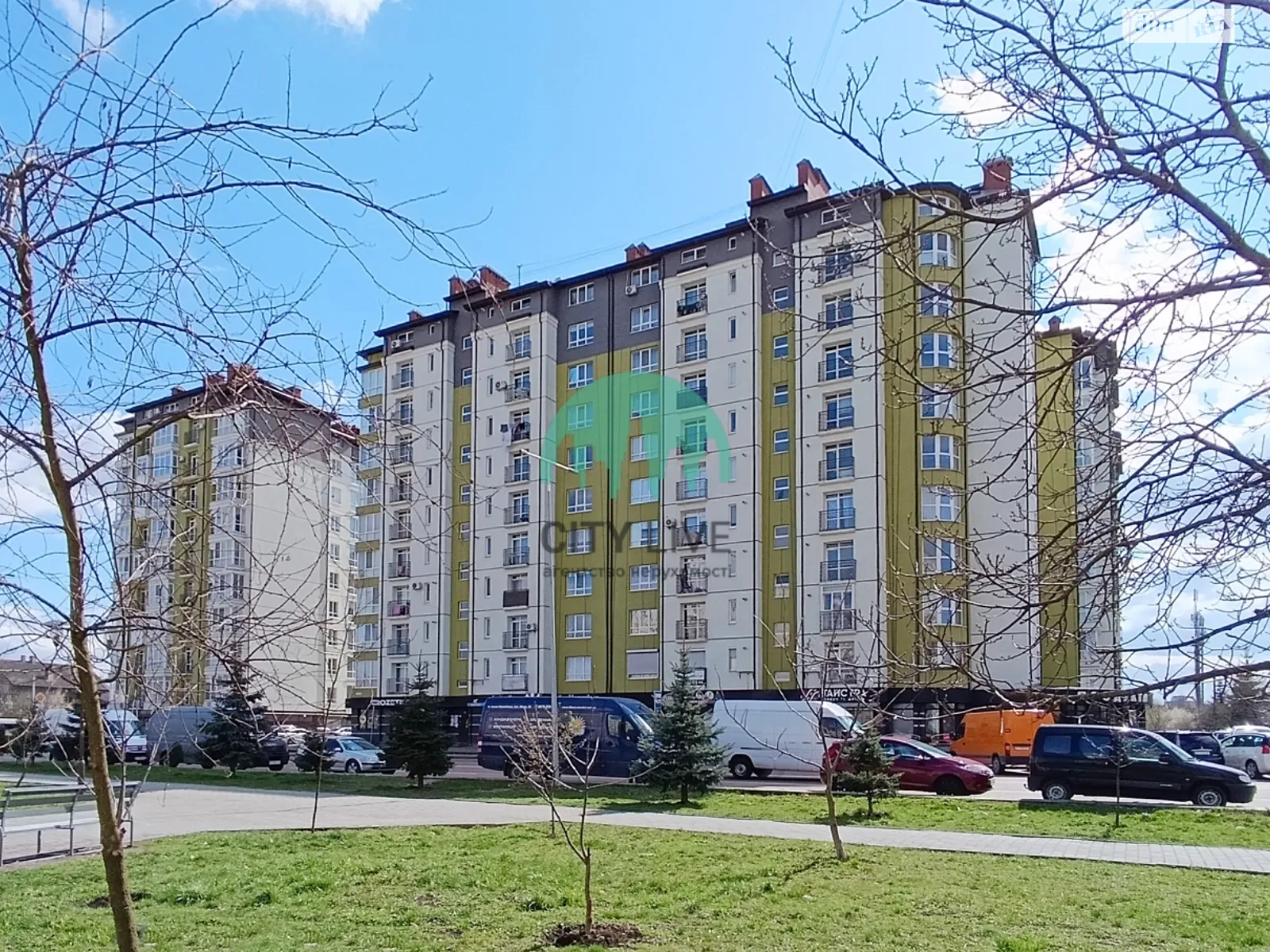 Продается 2-комнатная квартира 65 кв. м в Ивано-Франковске, ул. Стуса Василия, 44 - фото 1