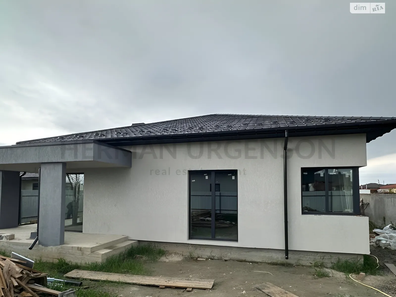Продається одноповерховий будинок 152 кв. м з бесідкою, цена: 115000 $ - фото 1