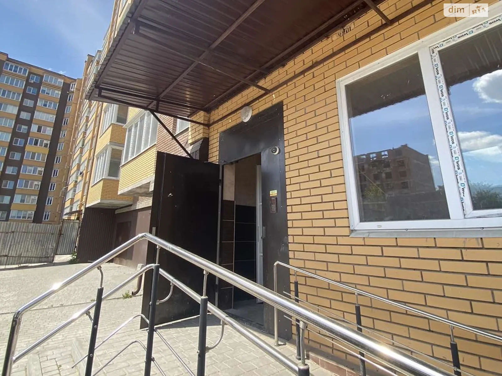 Продається 1-кімнатна квартира 47 кв. м у Хмельницькому, пров. Франка Івана, 8/1 - фото 1