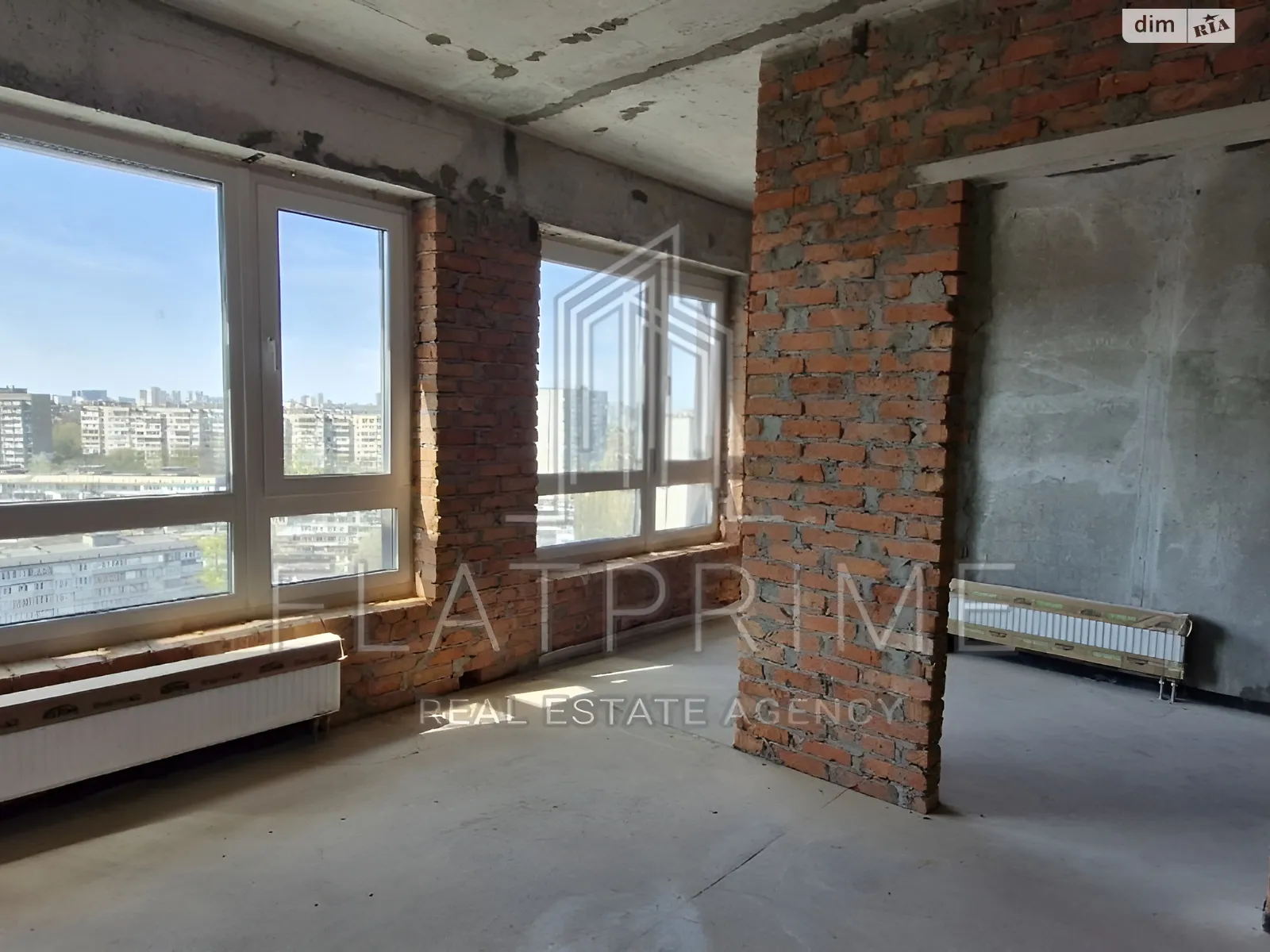 Продается 1-комнатная квартира 39 кв. м в Киеве, пер. Ужгородский, 4/1 - фото 1