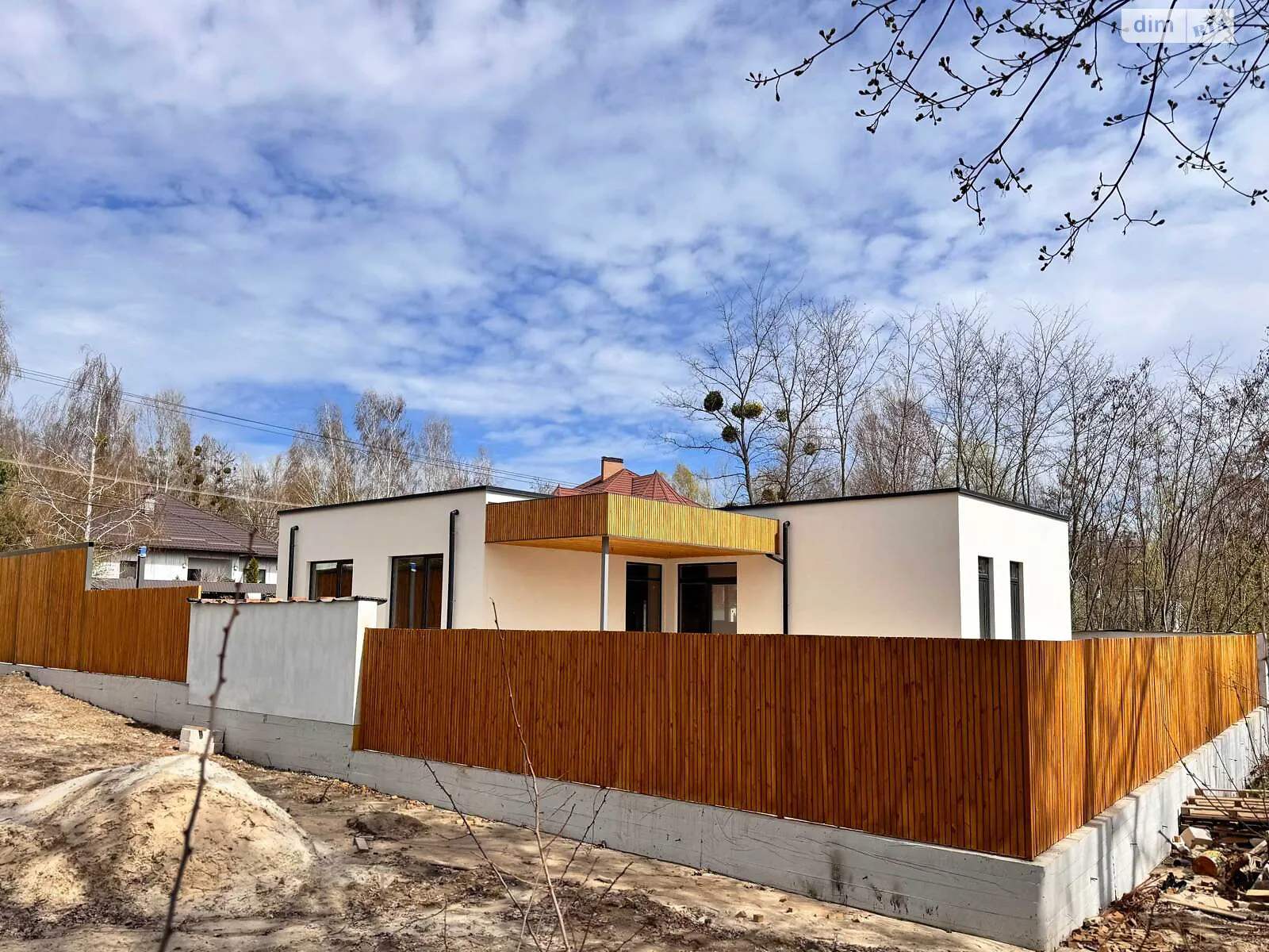 Продається одноповерховий будинок 150 кв. м з банею/сауною, цена: 155000 $ - фото 1