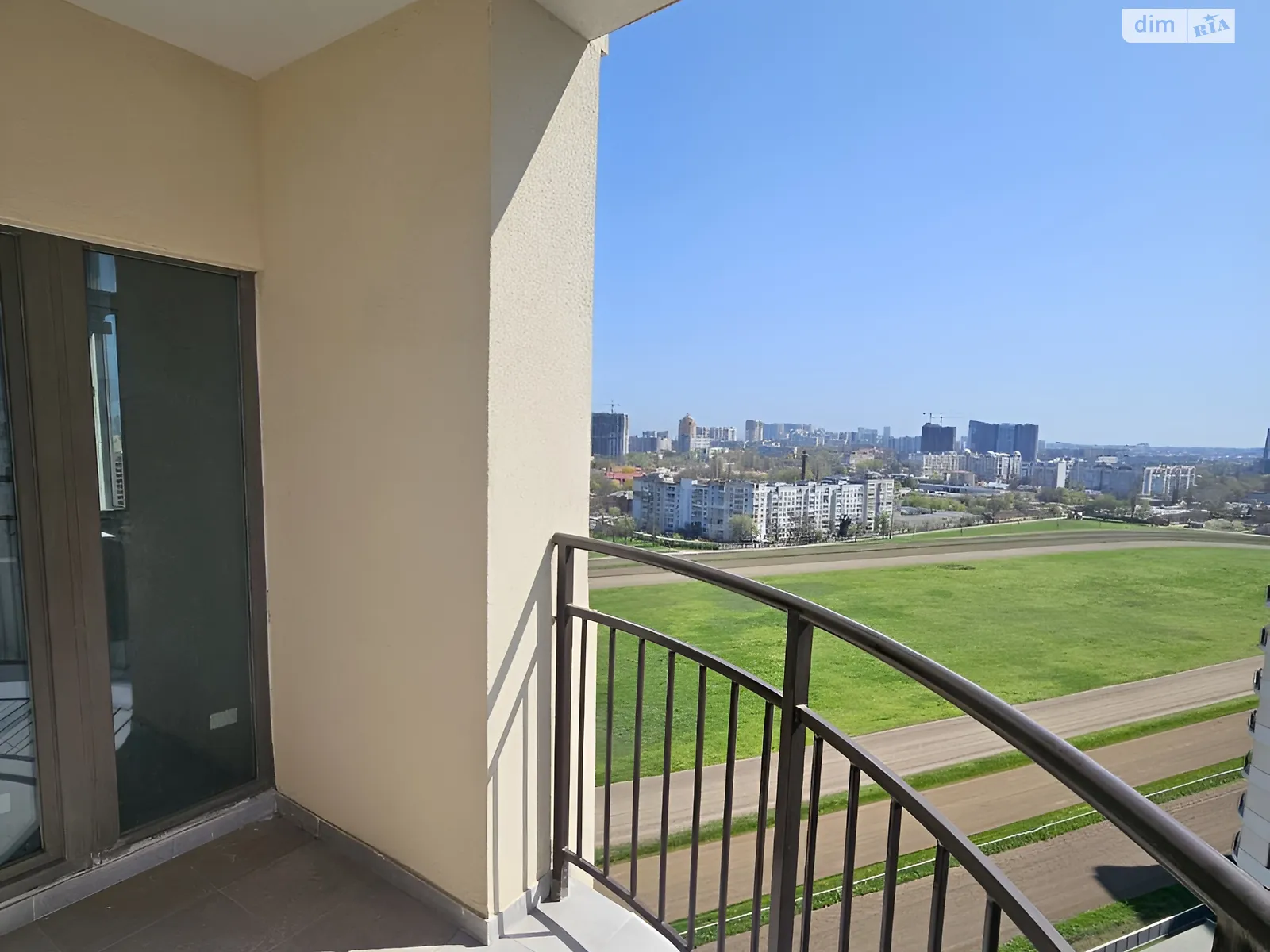 Продається 4-кімнатна квартира 120 кв. м у Одесі, вул. Краснова, 3 корпус 60 - фото 1