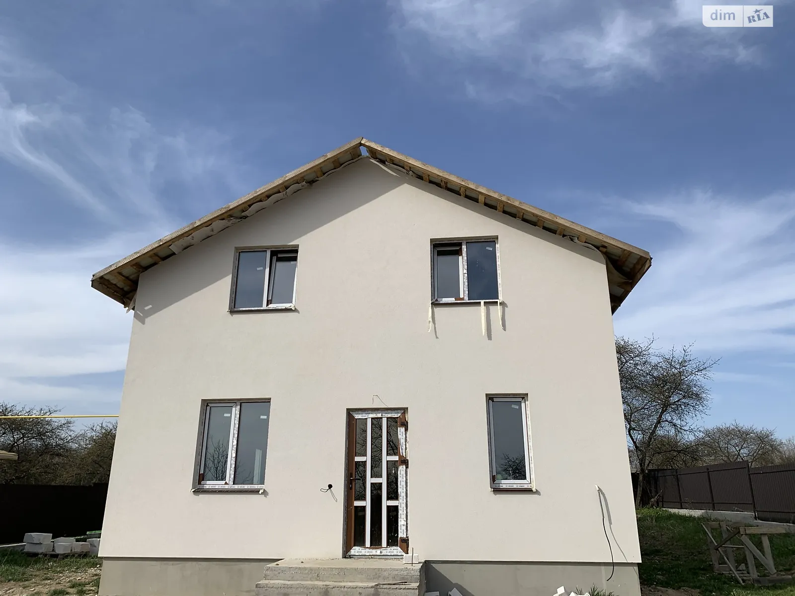 Продается дом на 2 этажа 115 кв. м с участком, цена: 75000 $ - фото 1
