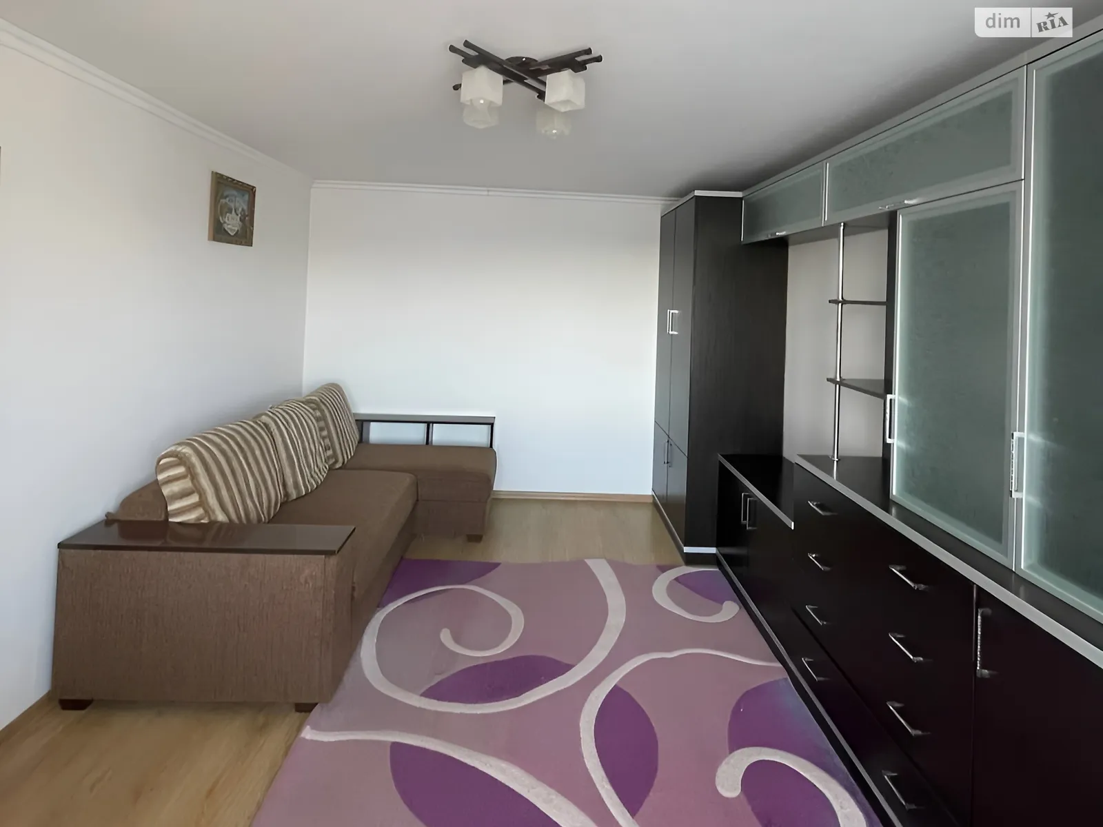 1-комнатная квартира 42 кв. м в Тернополе, ул. Глубокая, 15 - фото 1
