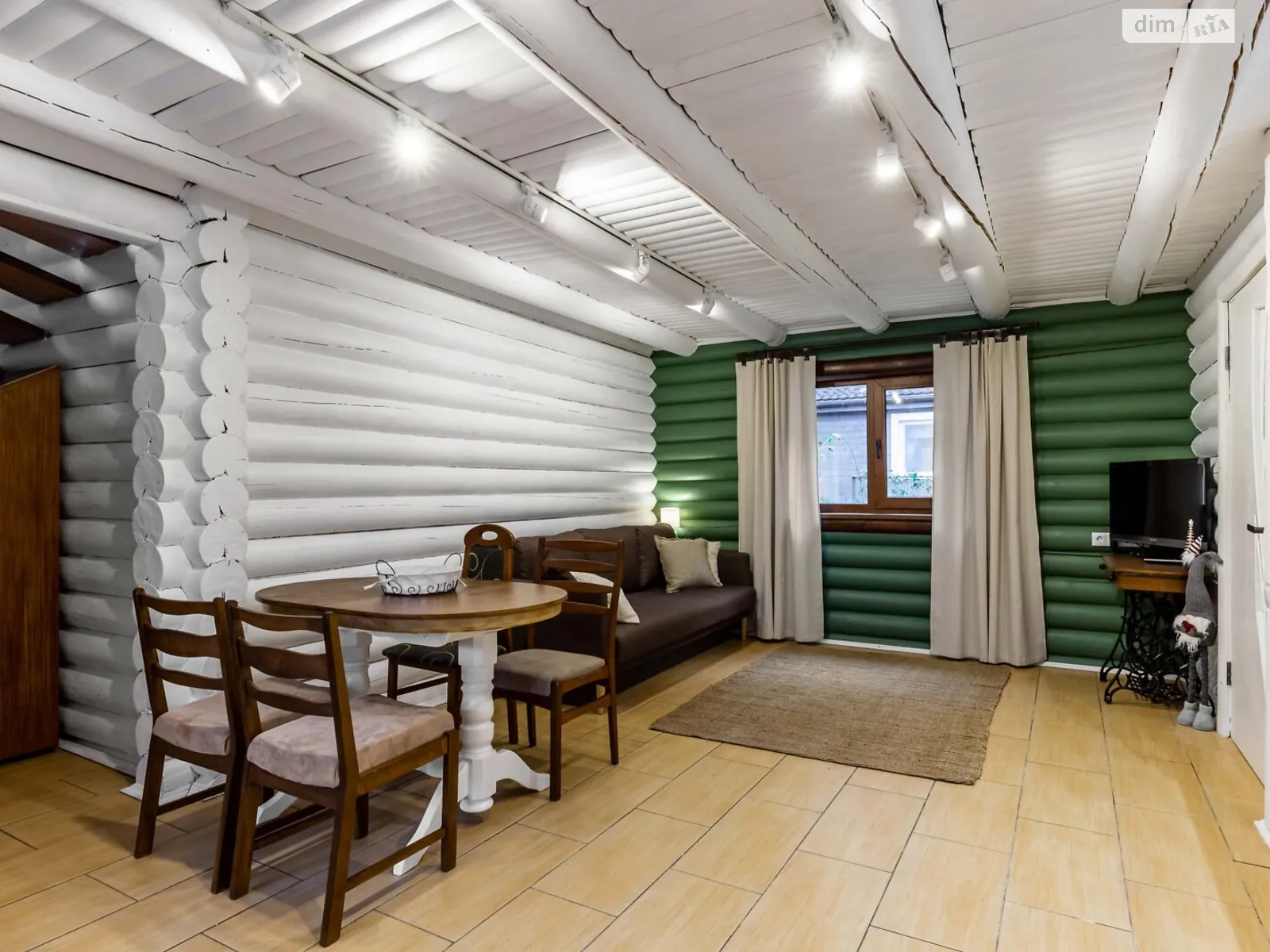 Сдается в аренду дом на 2 этажа 70 кв. м с участком, цена: 850 $ - фото 1
