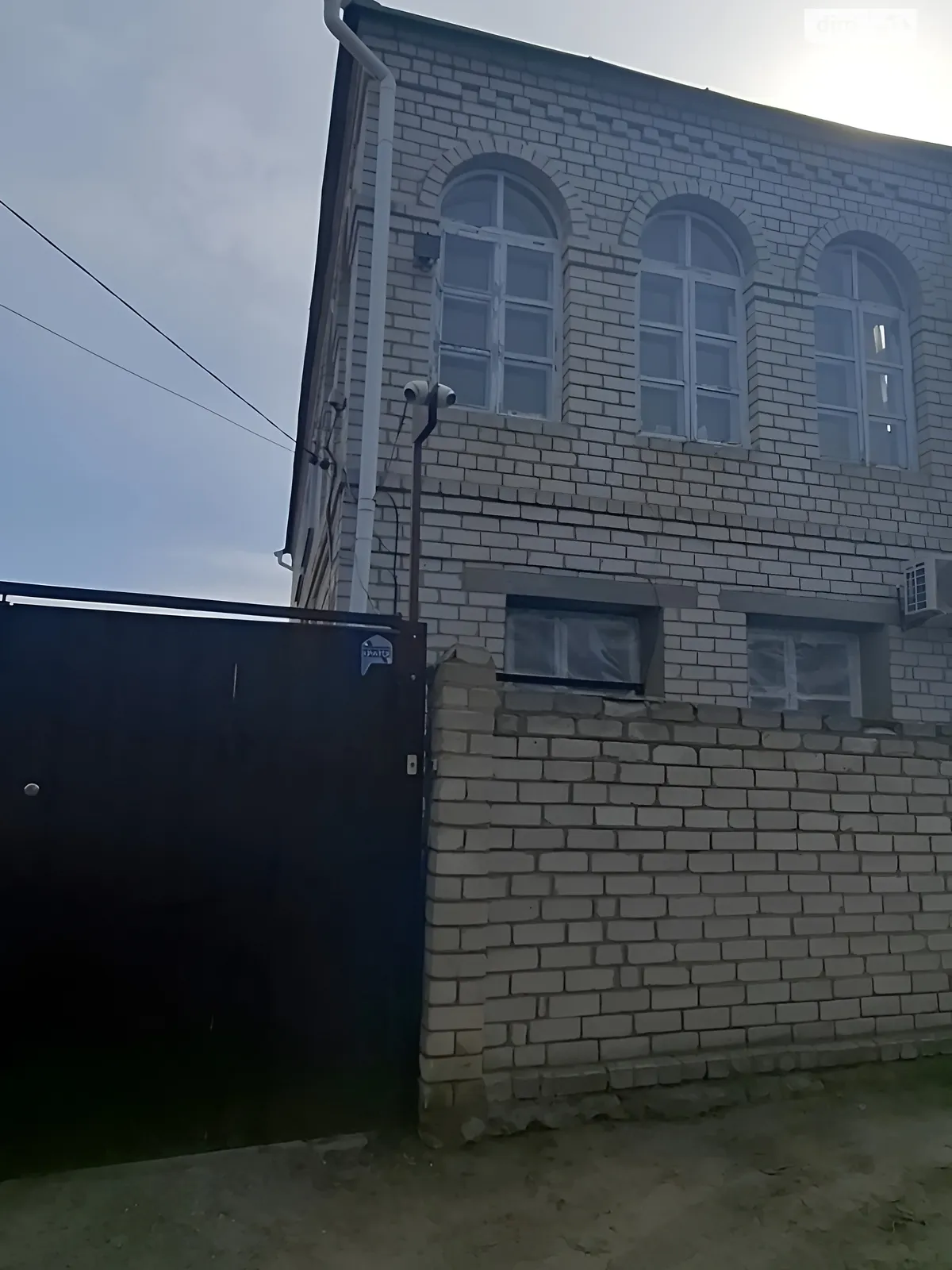 Продается дом на 2 этажа 140 кв. м с баней/сауной, цена: 90000 $ - фото 1