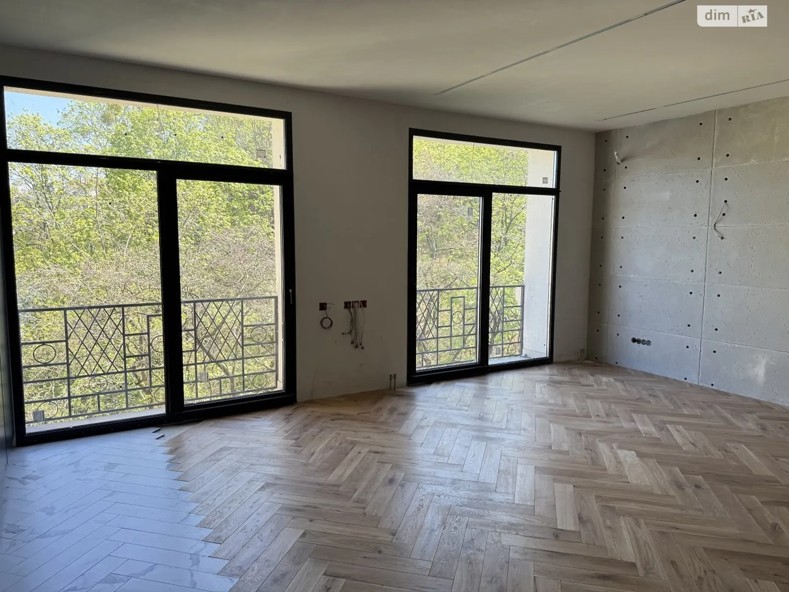 Продается 3-комнатная квартира 119.8 кв. м в Киеве, ул. Дегтярная, 9 - фото 1