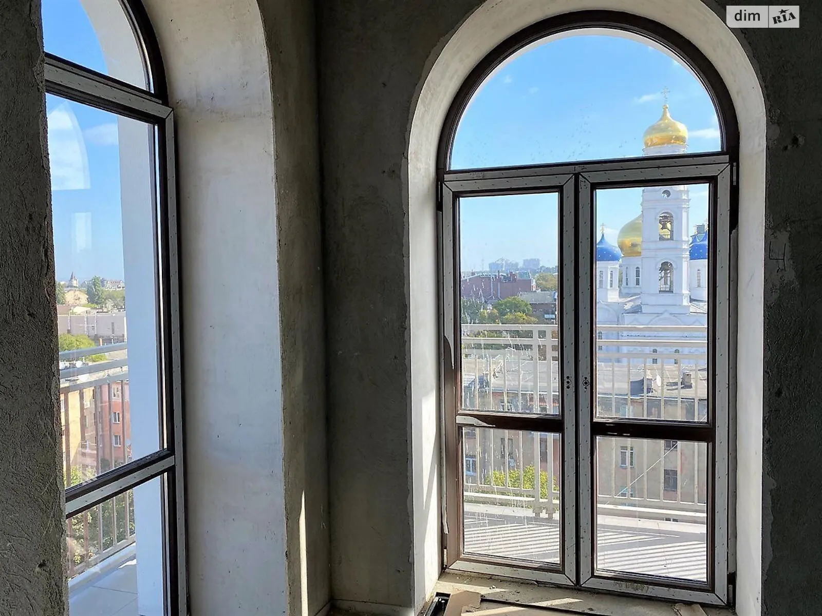Продается 3-комнатная квартира 107 кв. м в Одессе, ул. Бориса Литвака, 9 - фото 1