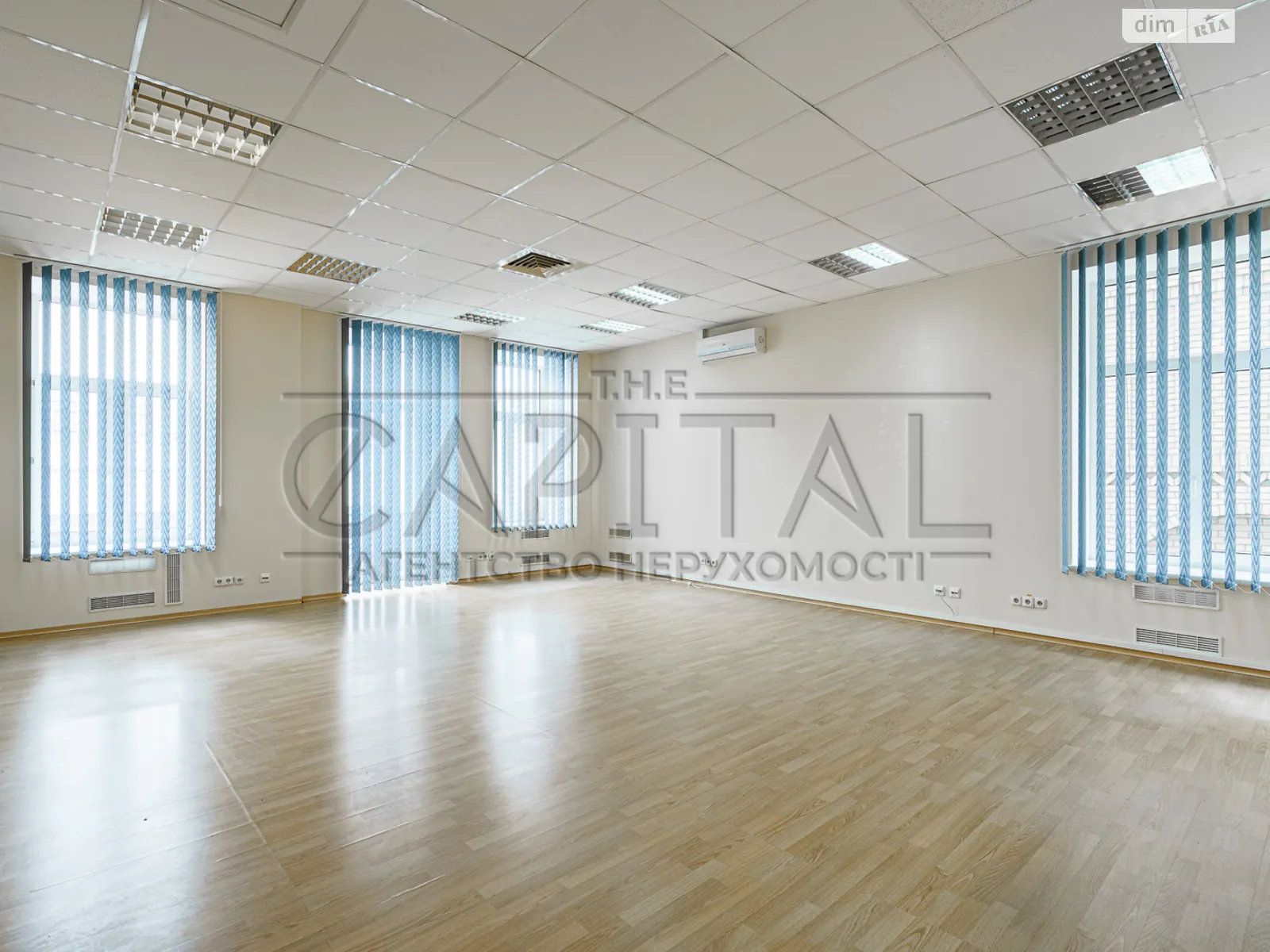 Сдается в аренду офис 270 кв. м в бизнес-центре, цена: 4900 $ - фото 1