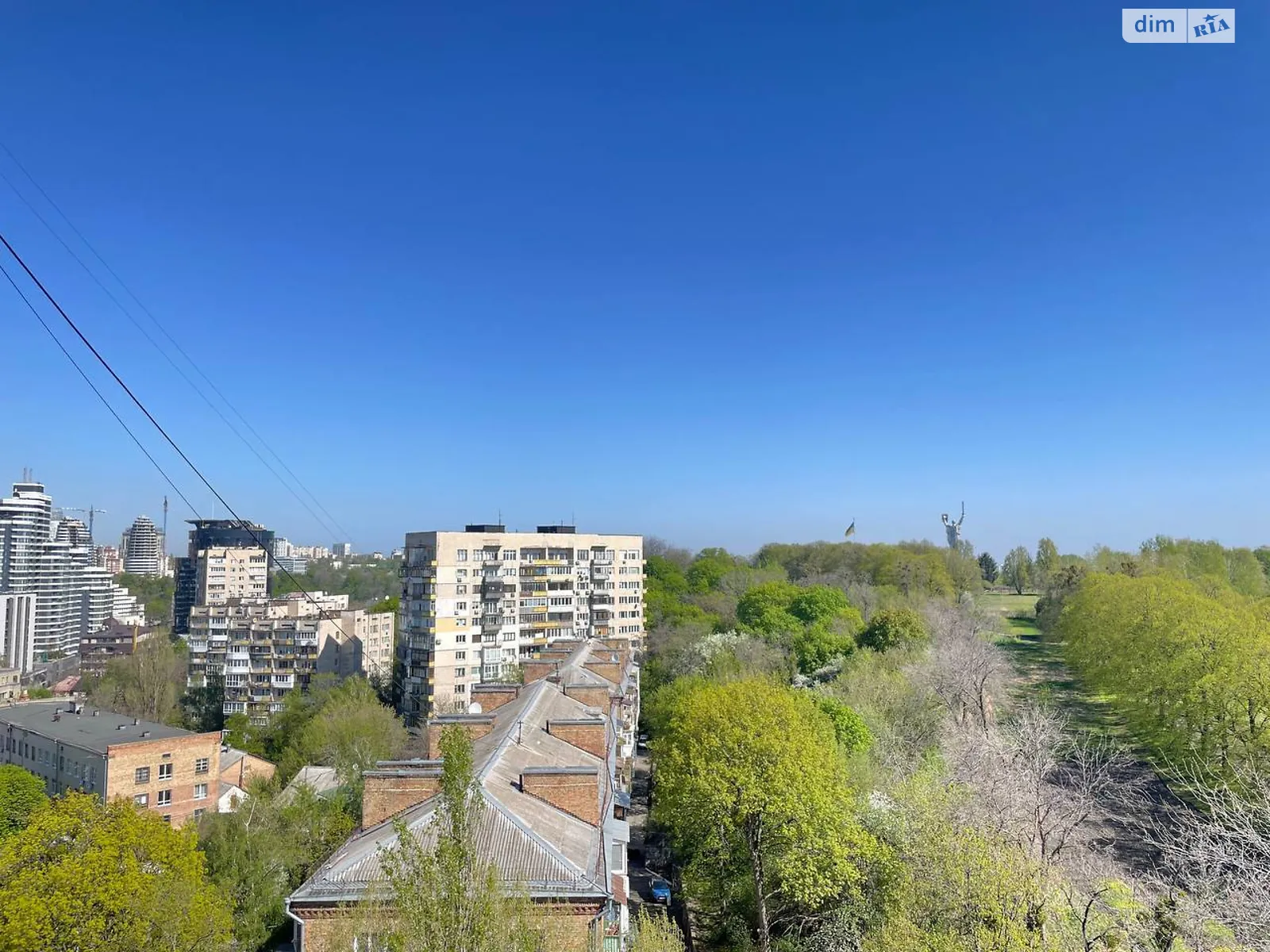 Продается 2-комнатная квартира 71.4 кв. м в Киеве, ул. Бастионная, 15 - фото 1