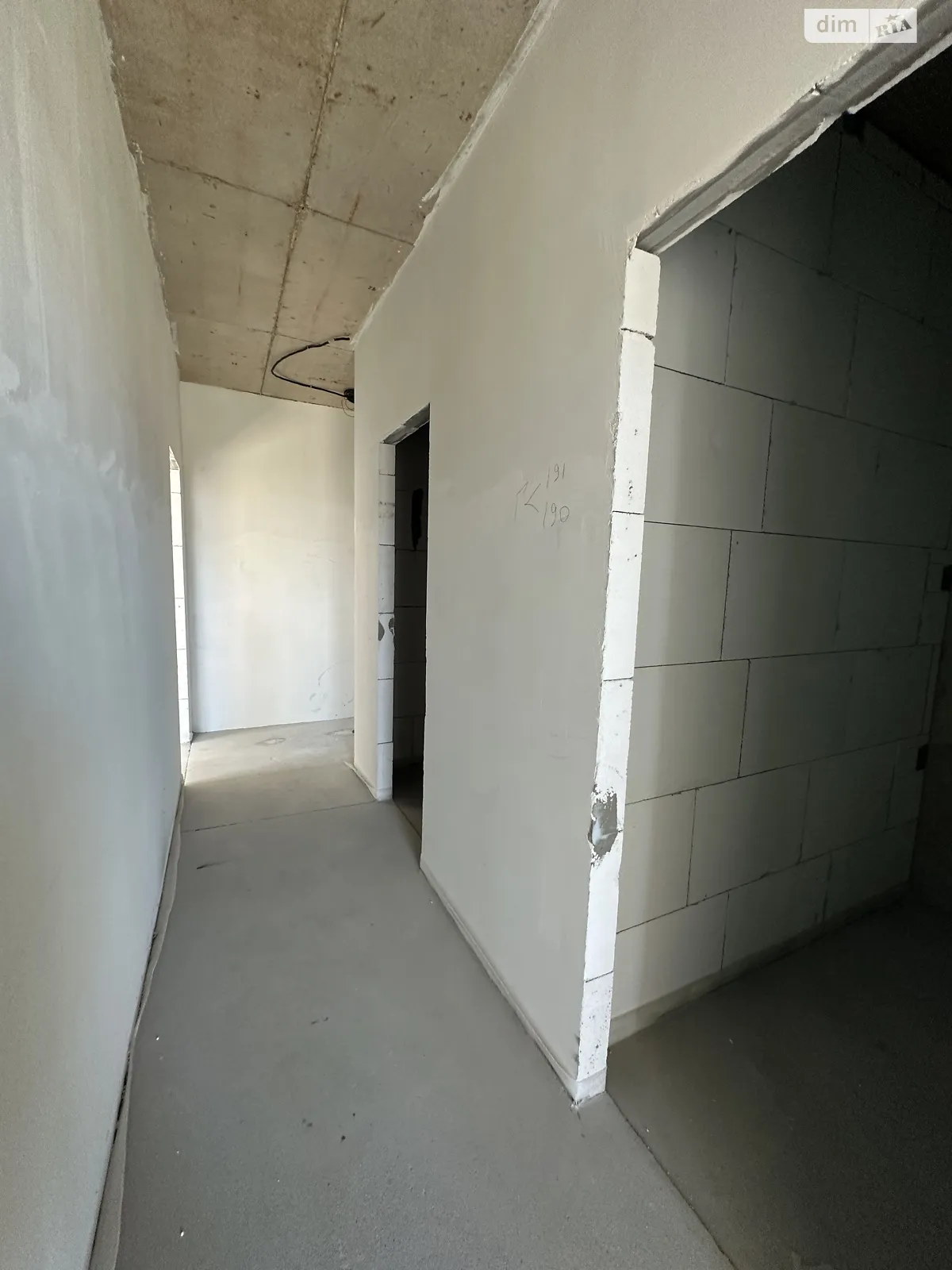 Продається 1-кімнатна квартира 42 кв. м у Одесі, вул. Краснова, 1В - фото 1