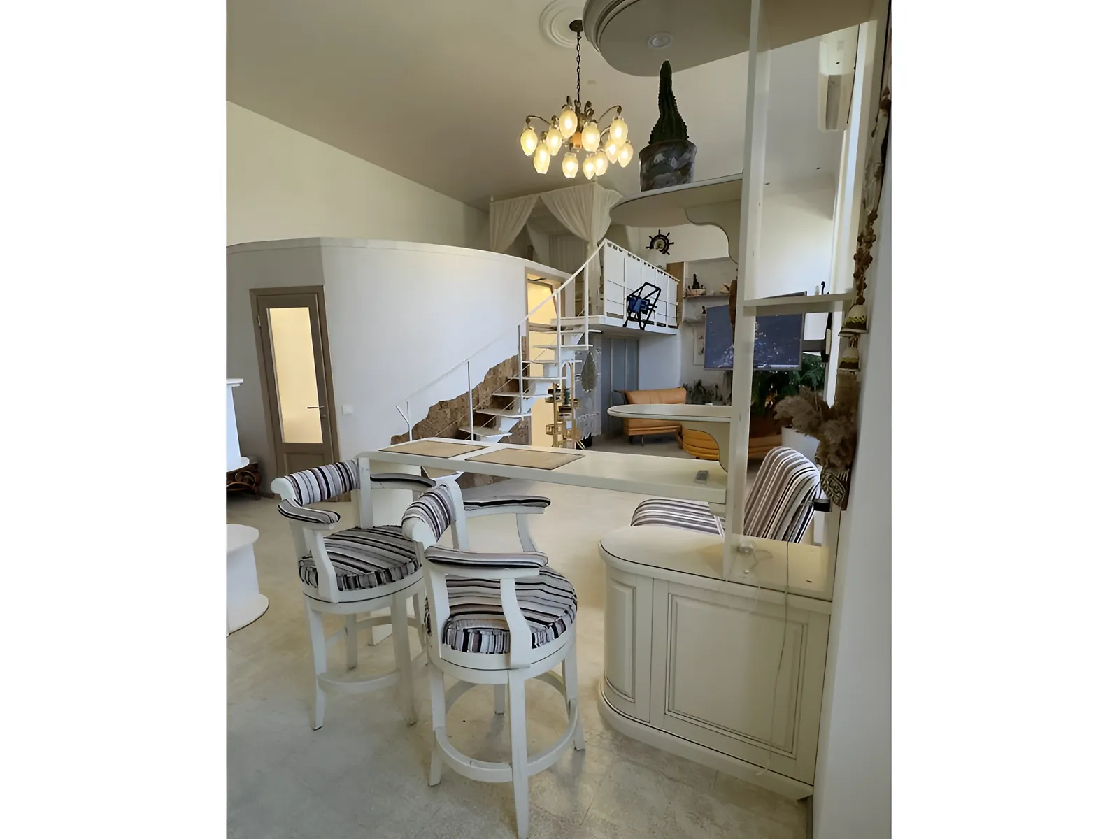 Продается 1-комнатная квартира 67.3 кв. м в, цена: 220000 $ - фото 1