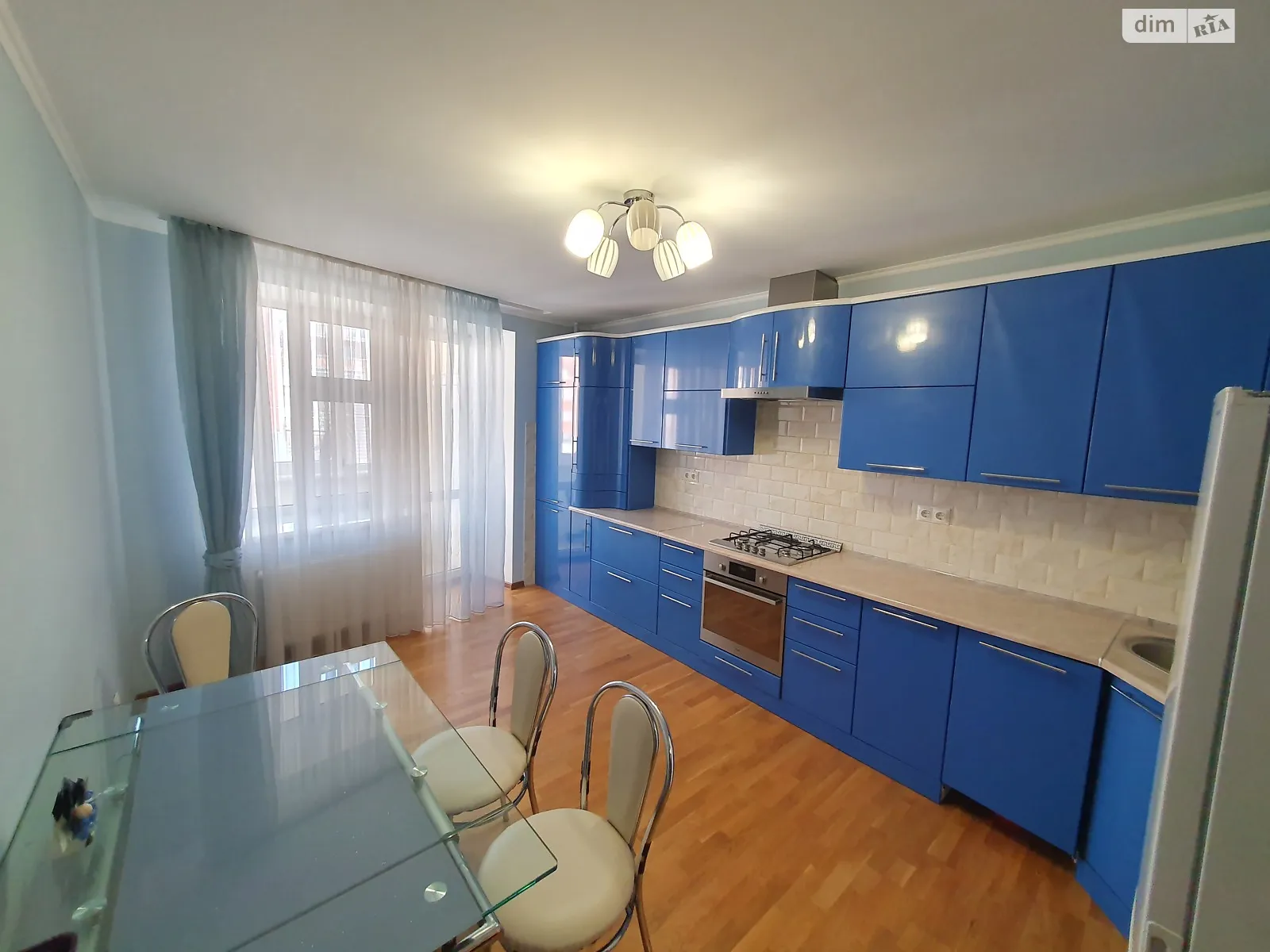 2-комнатная квартира 67 кв. м в Тернополе, ул. Госпитальная, 7А - фото 1