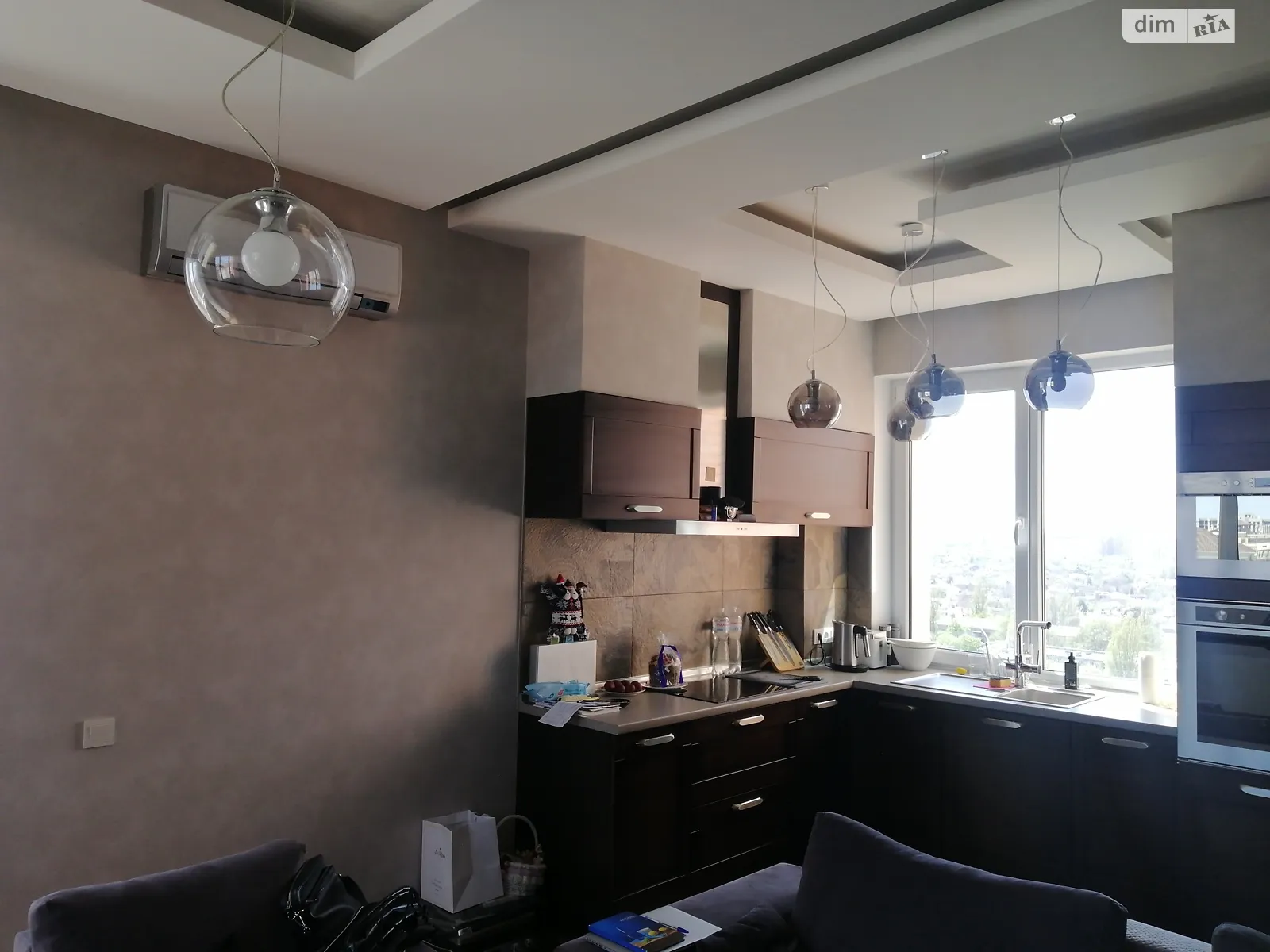 Продається 2-кімнатна квартира 73 кв. м у Одесі, вул. Педагогічна, 21А - фото 1