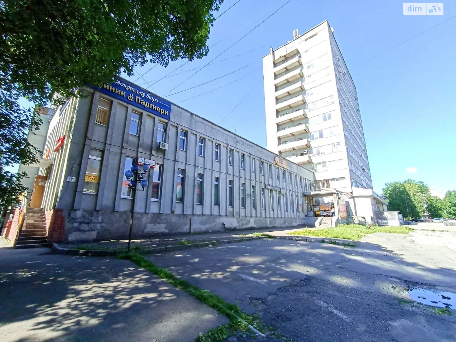 Сдается в аренду офис 28 кв. м в бизнес-центре, цена: 3500 грн - фото 1