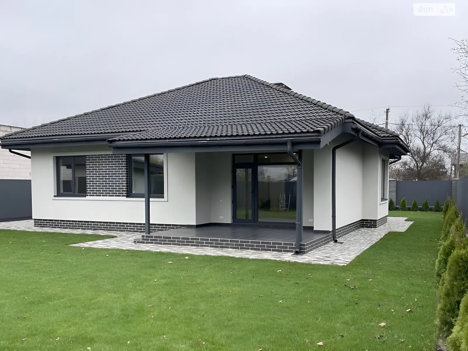 Продается одноэтажный дом 112.6 кв. м с садом, цена: 220000 $ - фото 1