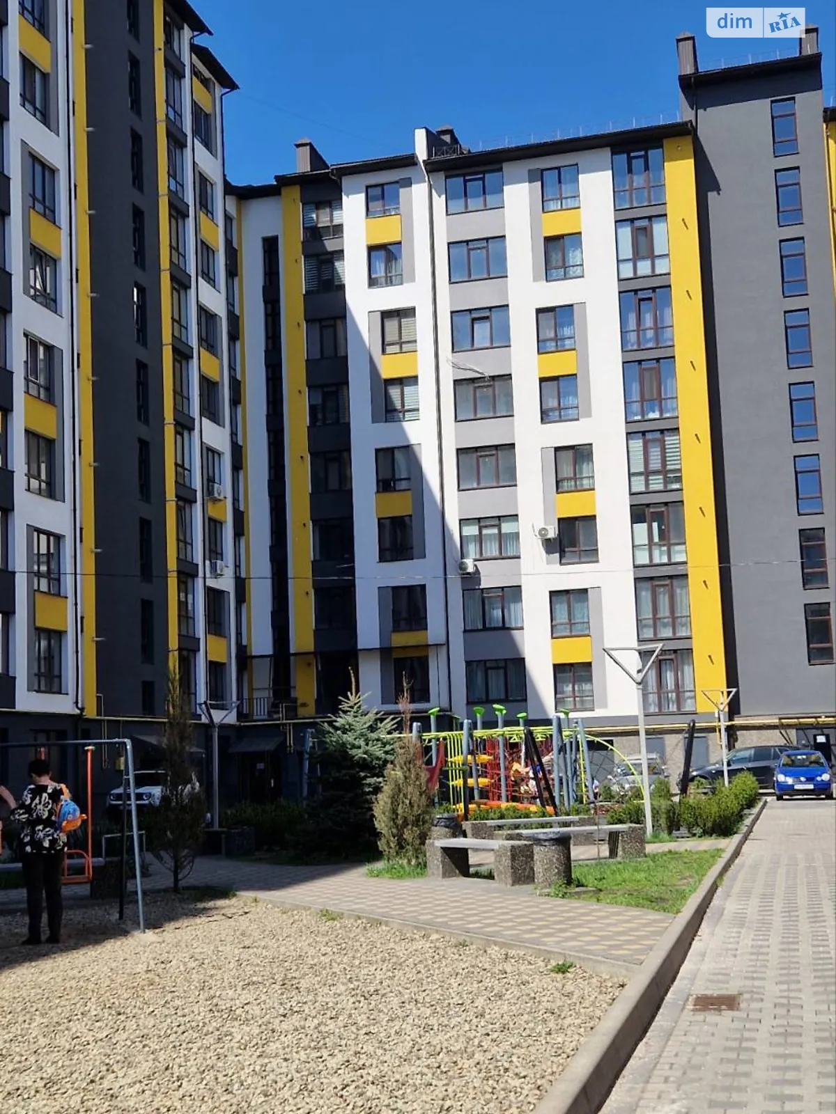 Сдается в аренду 3-комнатная квартира 90 кв. м в Ивано-Франковске, ул. Химиков, 9 - фото 1