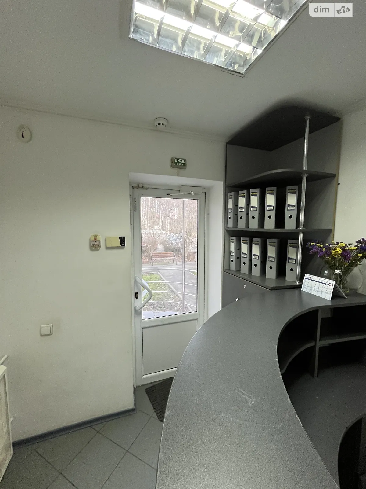 Продається приміщення вільного призначення 57 кв. м в 5-поверховій будівлі, цена: 127000 $ - фото 1