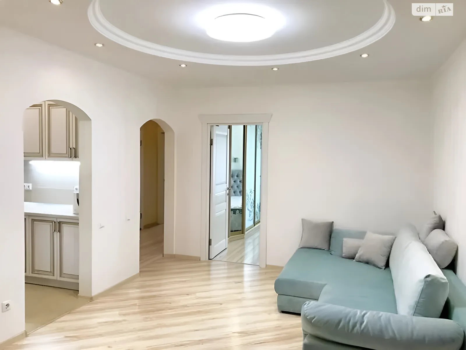 Продается 3-комнатная квартира 120 кв. м в Киеве, ул. Елены Пчилки, 2Б - фото 1