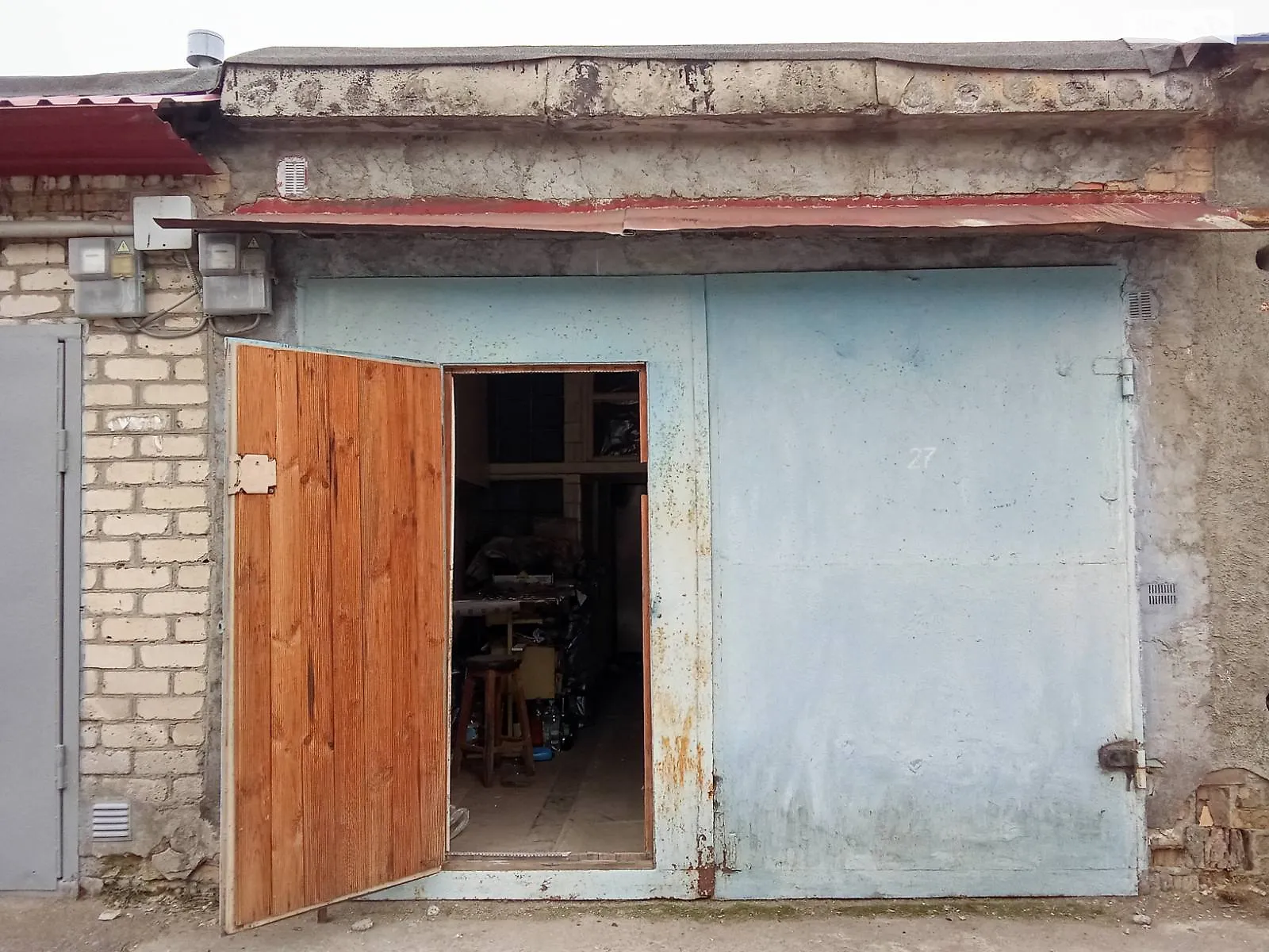 Продается место в гаражном кооперативе под легковое авто на 44 кв. м, цена: 13990 $ - фото 1