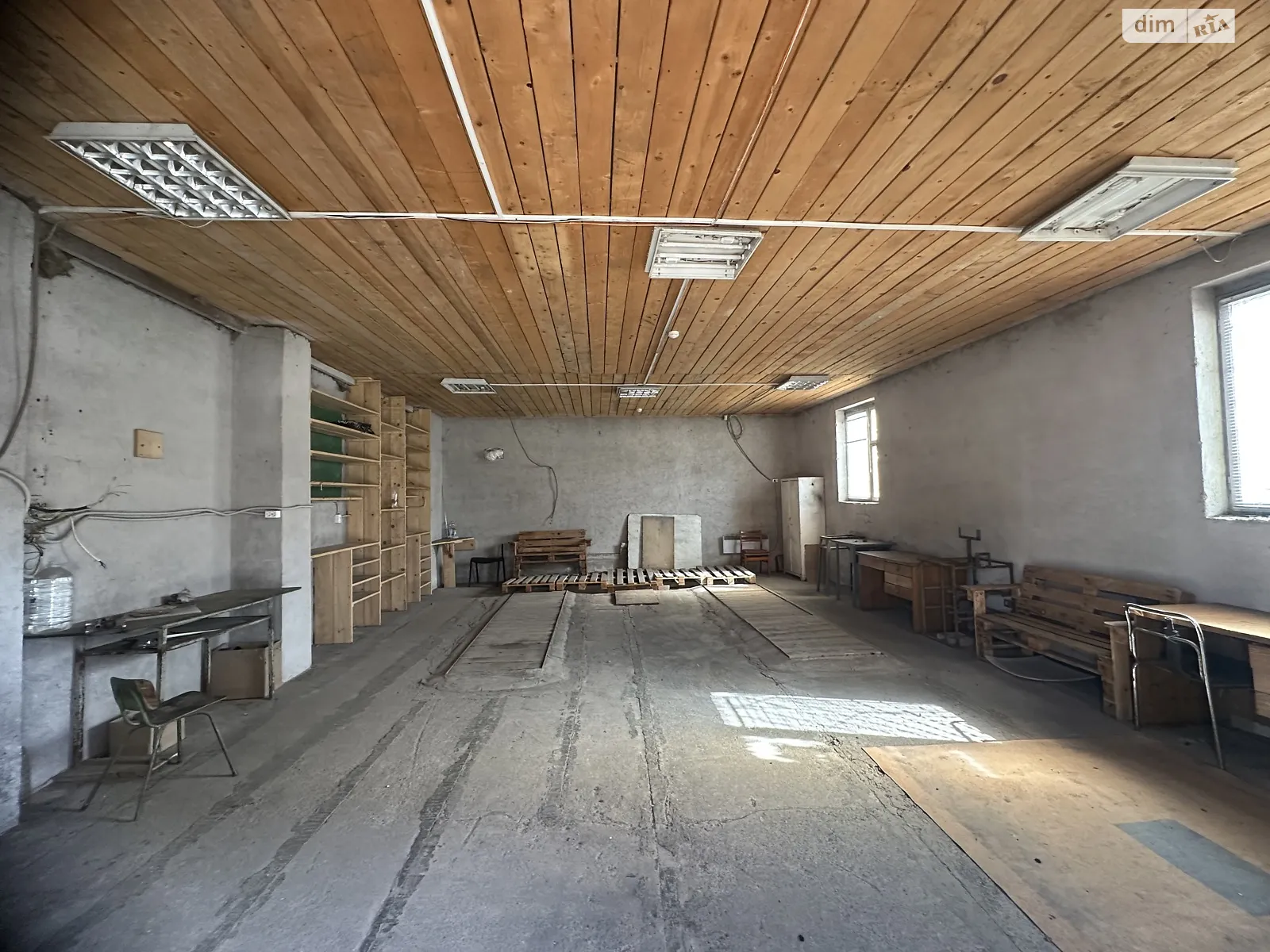 Сдается в аренду помещения свободного назначения 92 кв. м в 1-этажном здании, цена: 6750 грн - фото 1