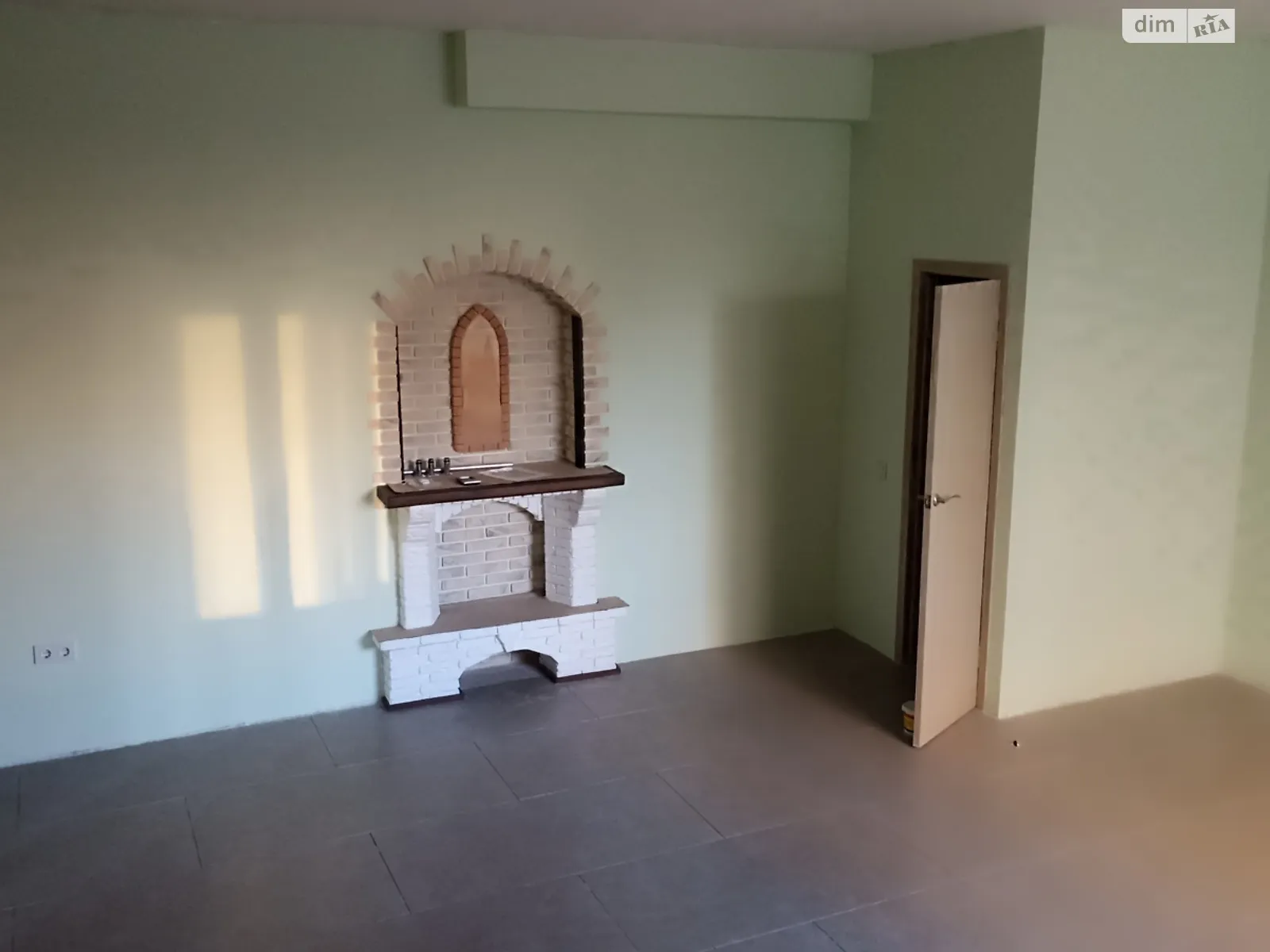 Сдается в аренду офис 43 кв. м в бизнес-центре, цена: 18500 грн - фото 1