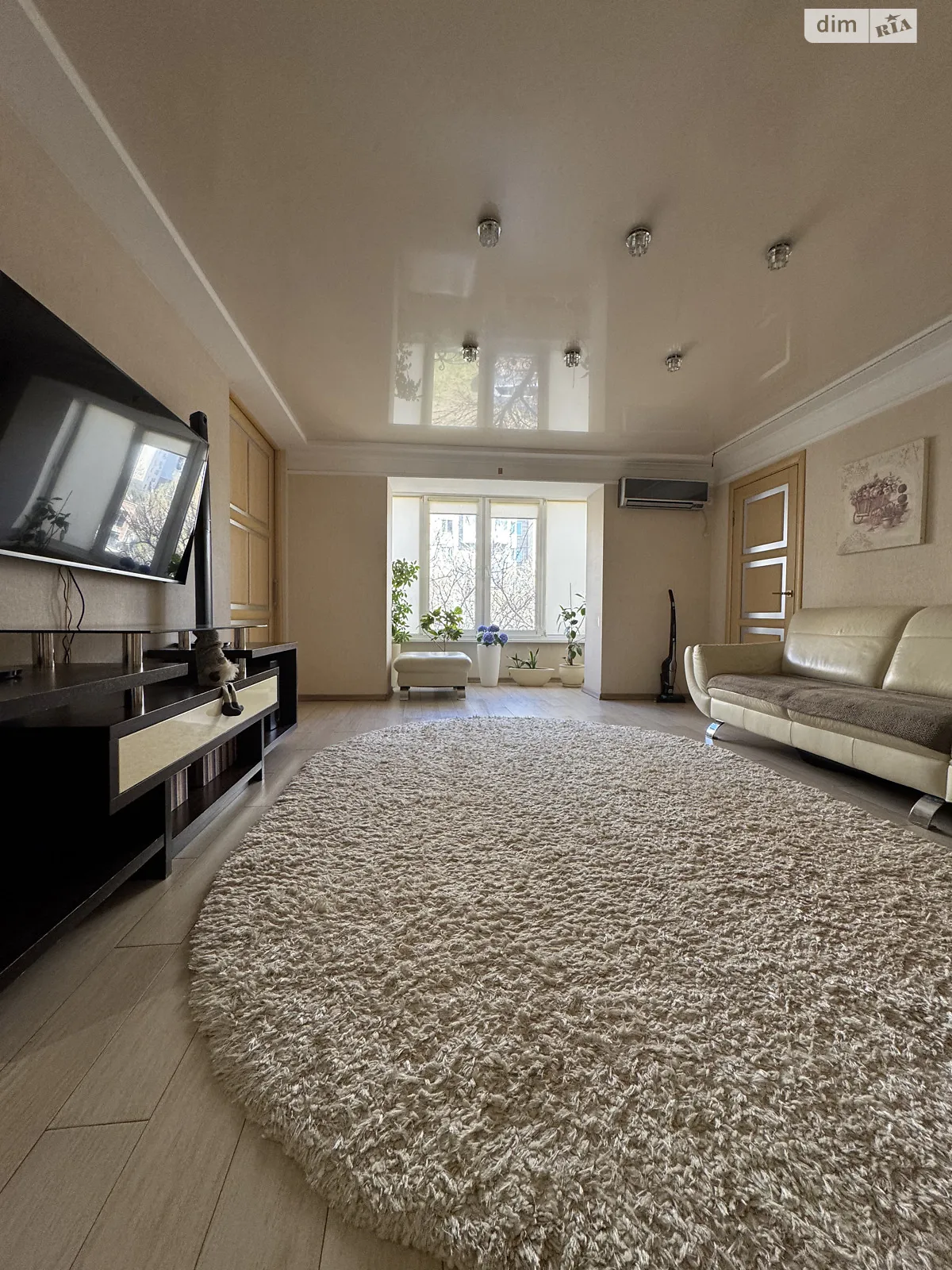 Продается 3-комнатная квартира 86 кв. м в Виннице, ул. Ляли Ратушной - фото 1