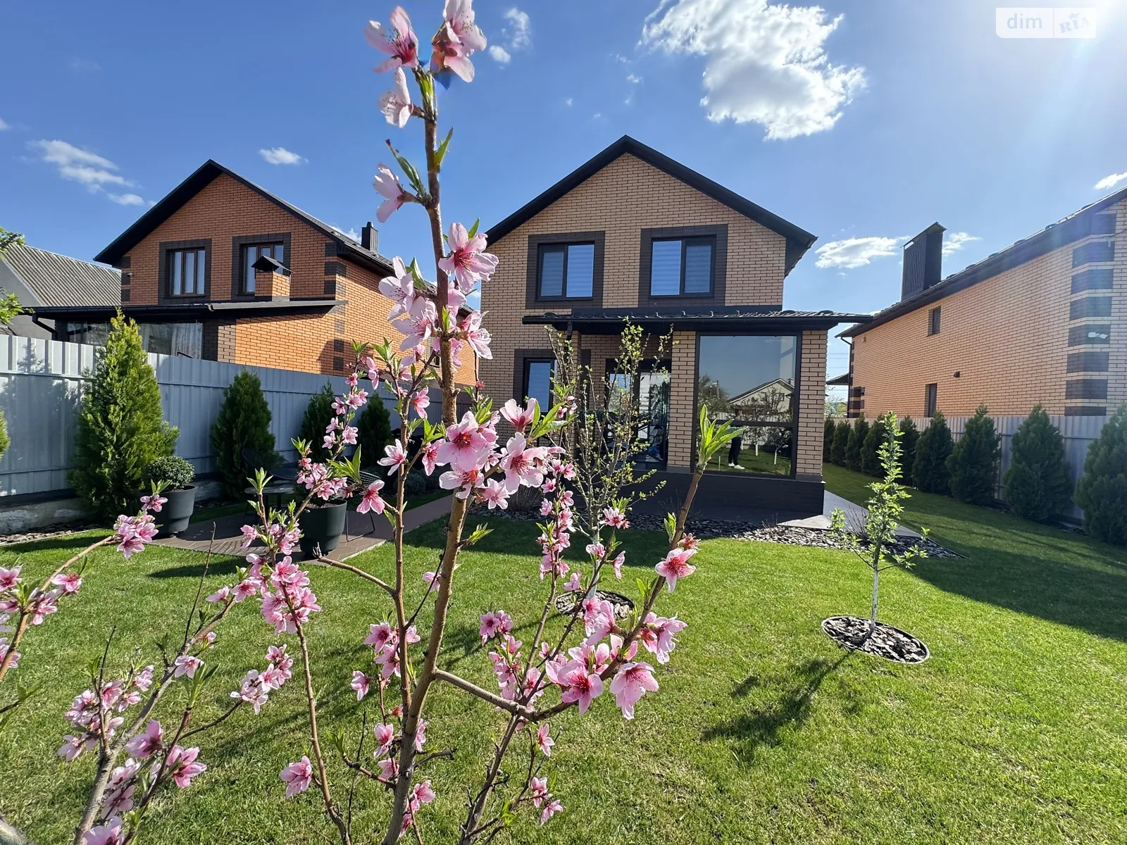 Продається будинок 2 поверховий 133.5 кв. м з ділянкою, цена: 250000 $ - фото 1