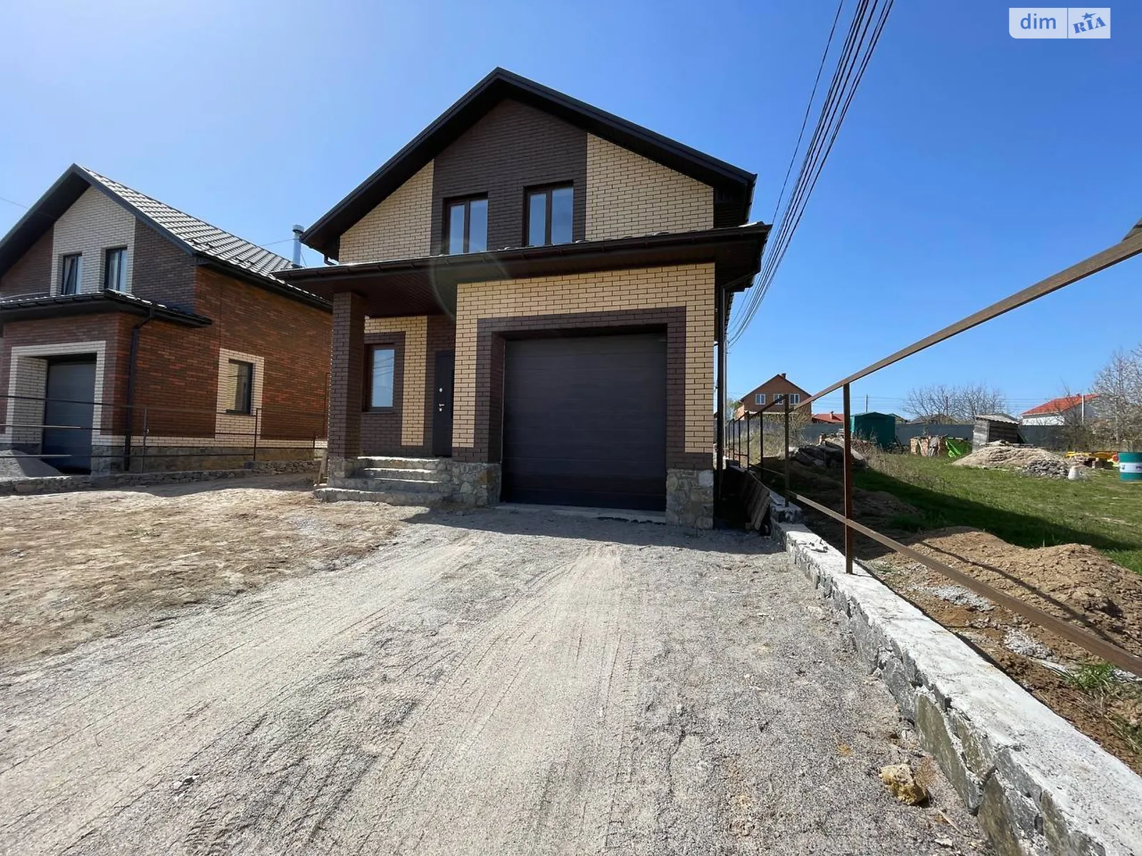 Продается дом на 2 этажа 150 кв. м с террасой, цена: 95000 $ - фото 1