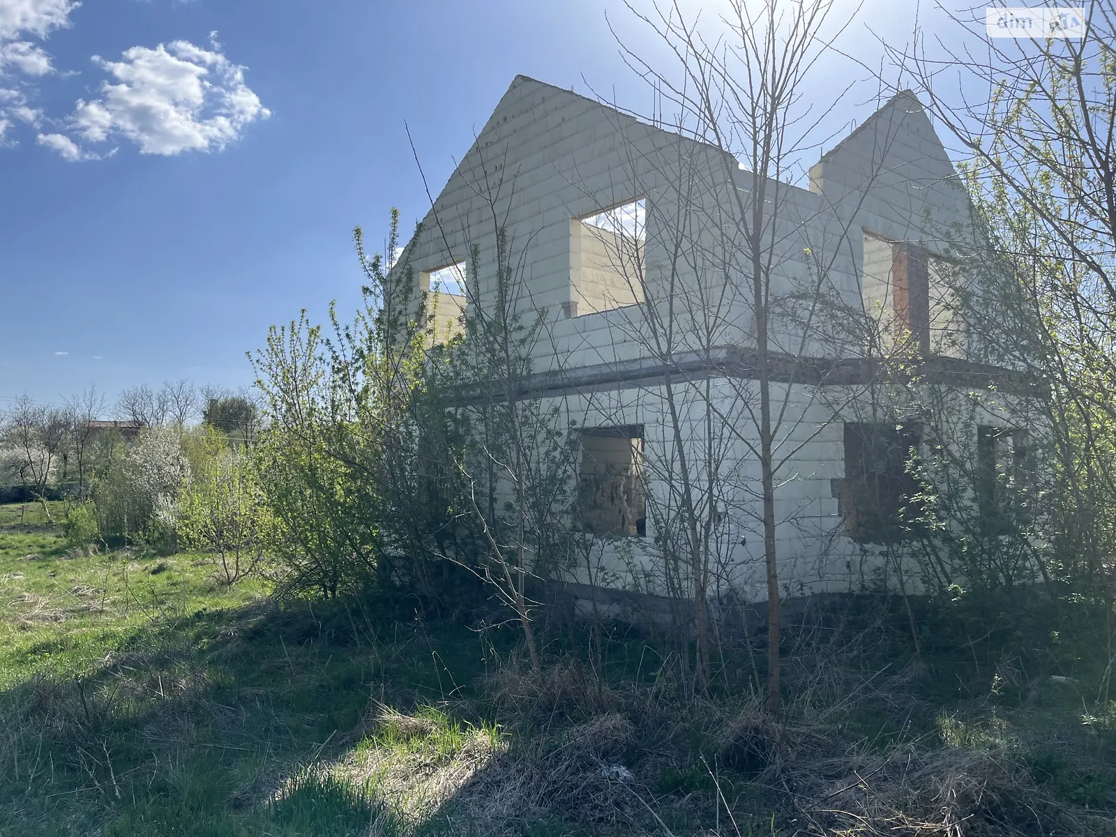 Продается дом на 2 этажа 120 кв. м с камином, цена: 42000 $ - фото 1