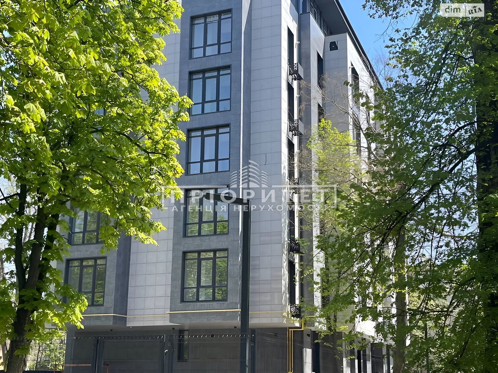 Продається 2-кімнатна квартира 103.1 кв. м у Одесі, вул. Космонавтів - фото 1