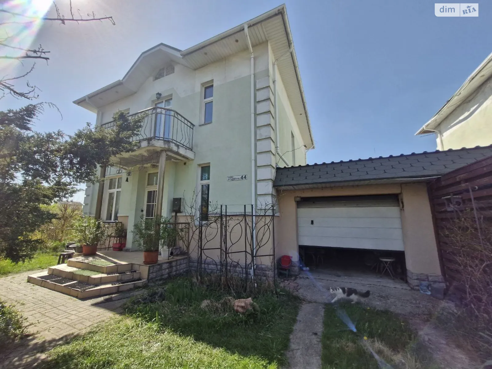 Продається будинок 2 поверховий 141.1 кв. м з гаражем, цена: 100000 $ - фото 1